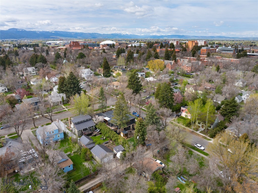 419 W Harrison