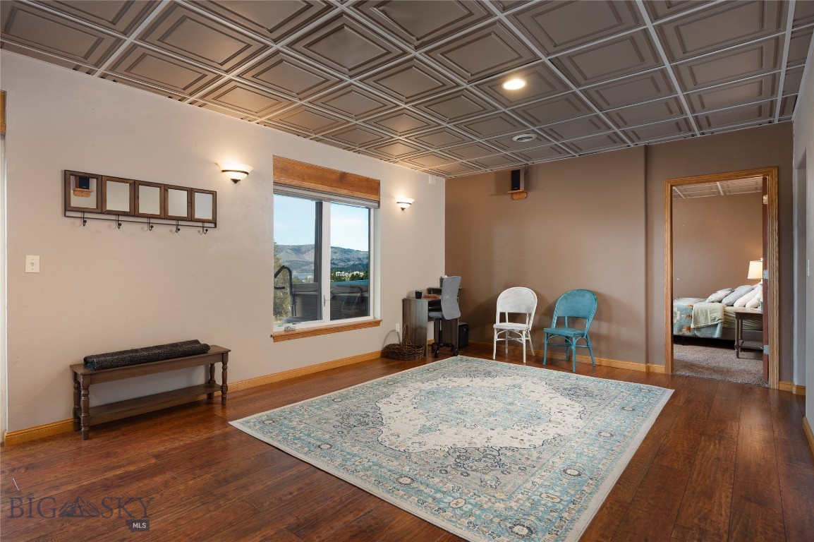 3523 Woodridge