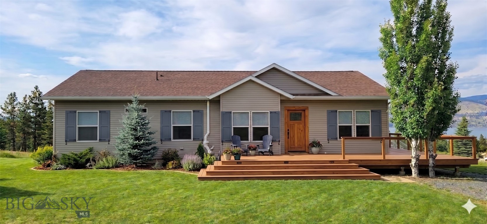 3523 Woodridge