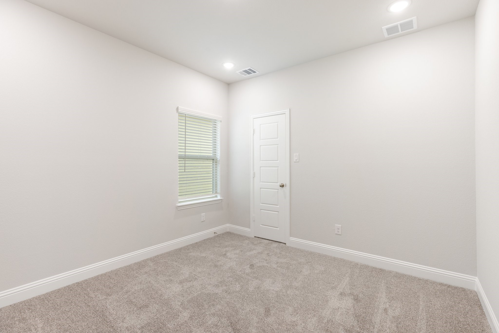 7013 Sunset Boulevard