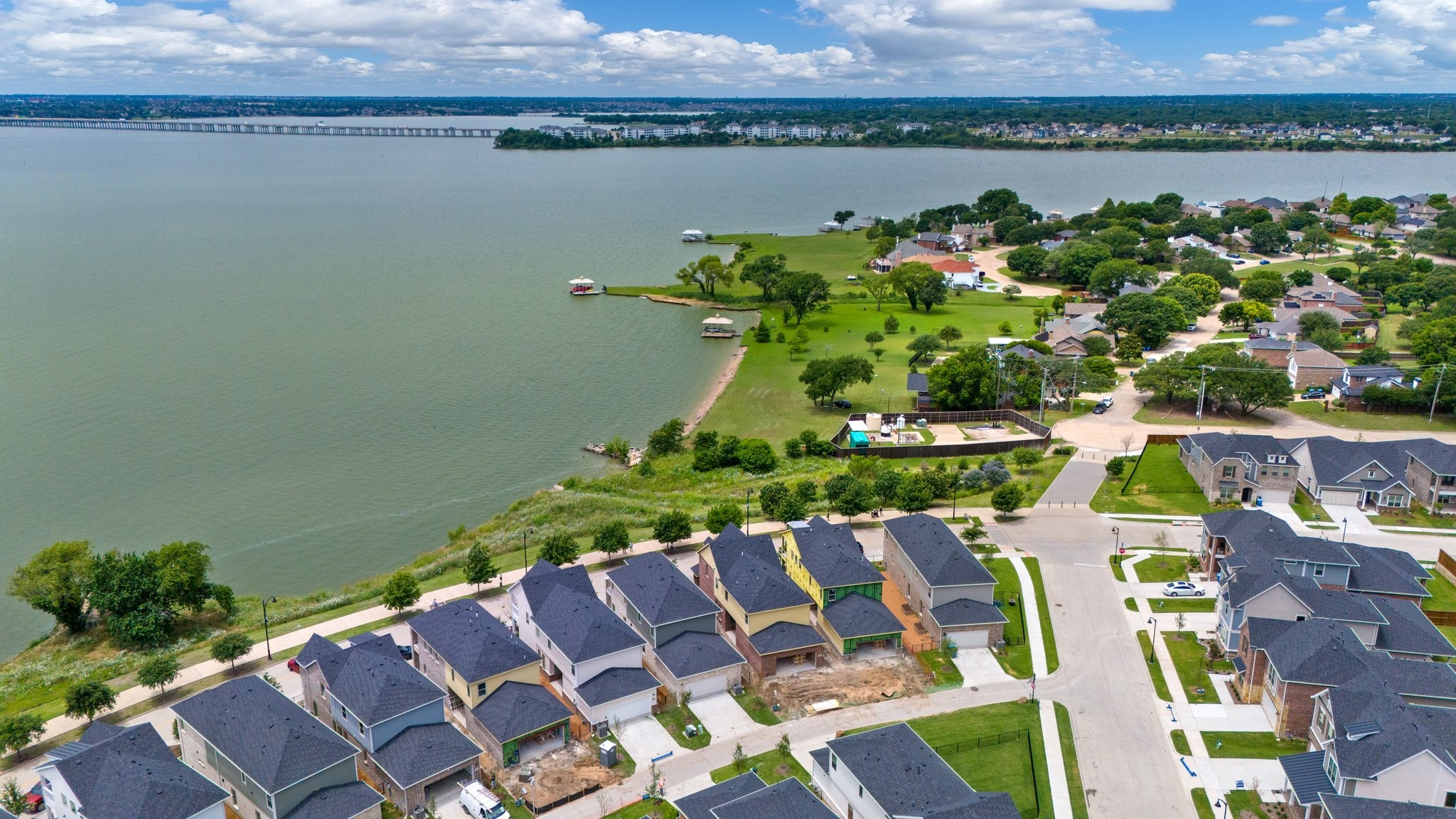 7013 Sunset Boulevard