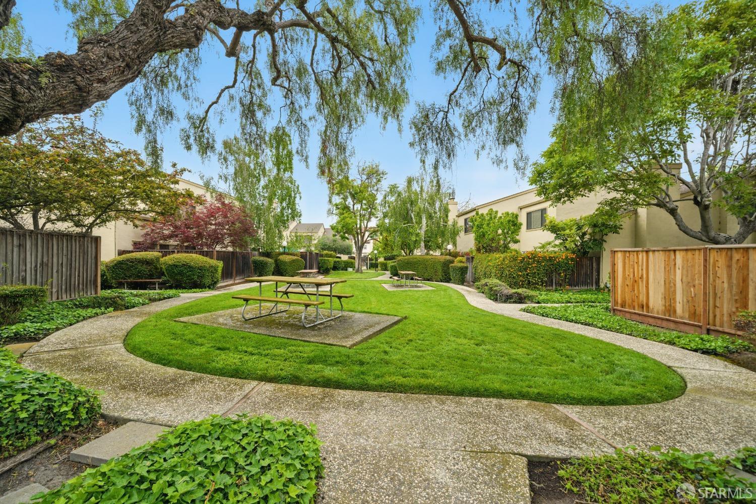 543 Tyrella Avenue