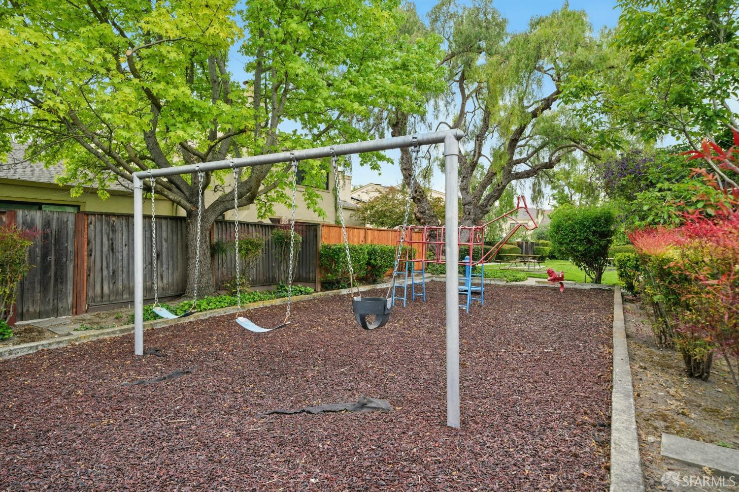 543 Tyrella Avenue