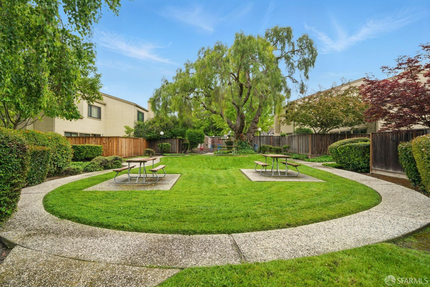 543 Tyrella Avenue