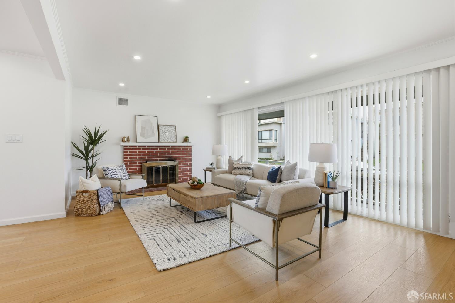 98 Creston Avenue