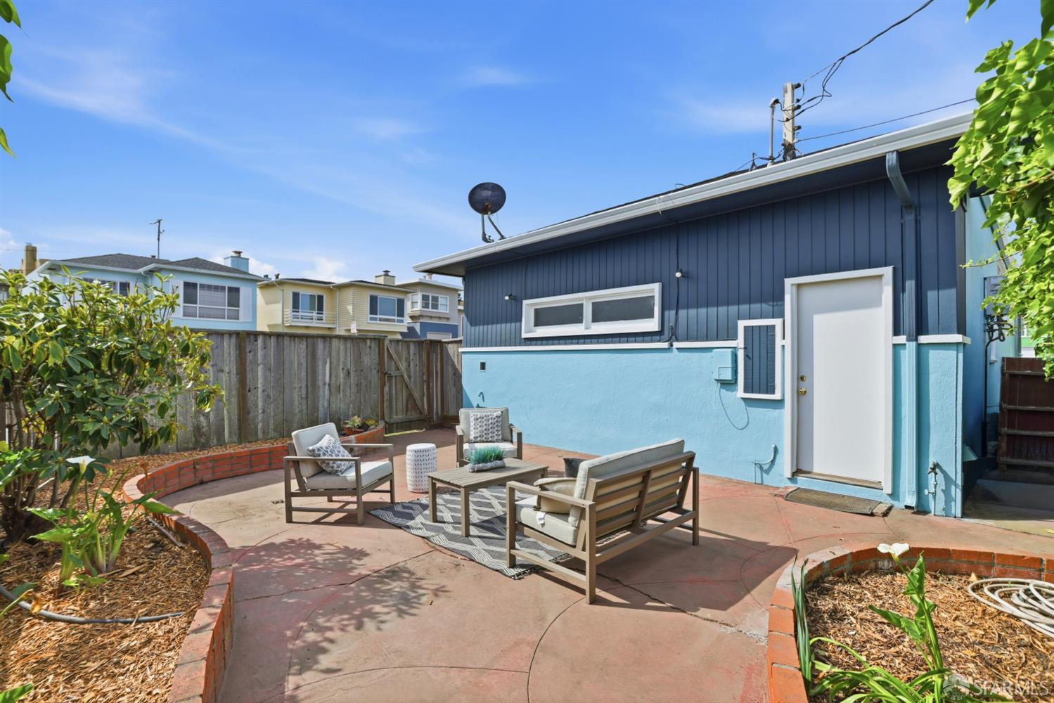 98 Creston Avenue