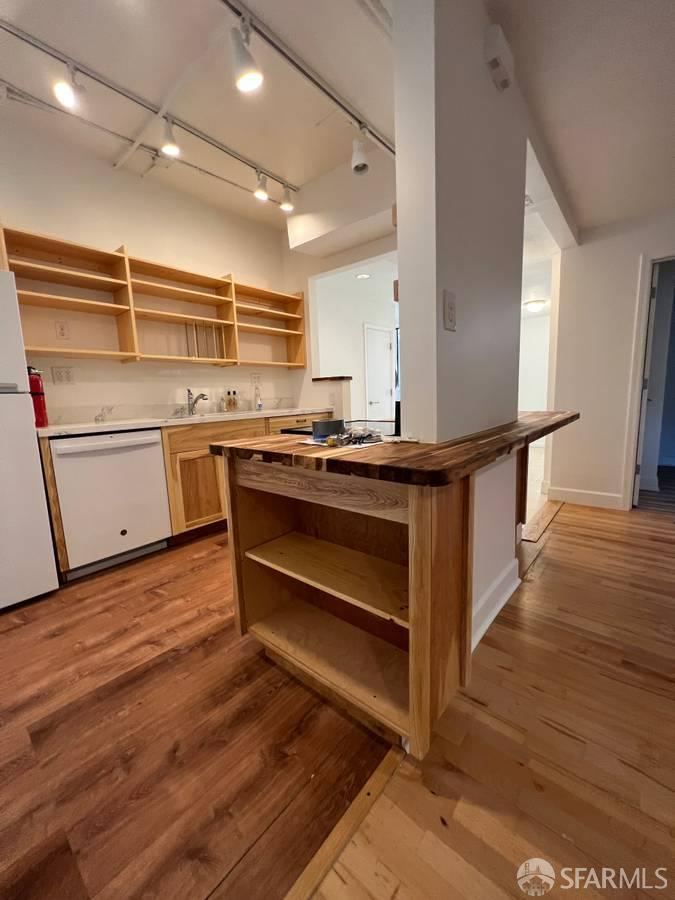 1404 Van Dyke Avenue # B