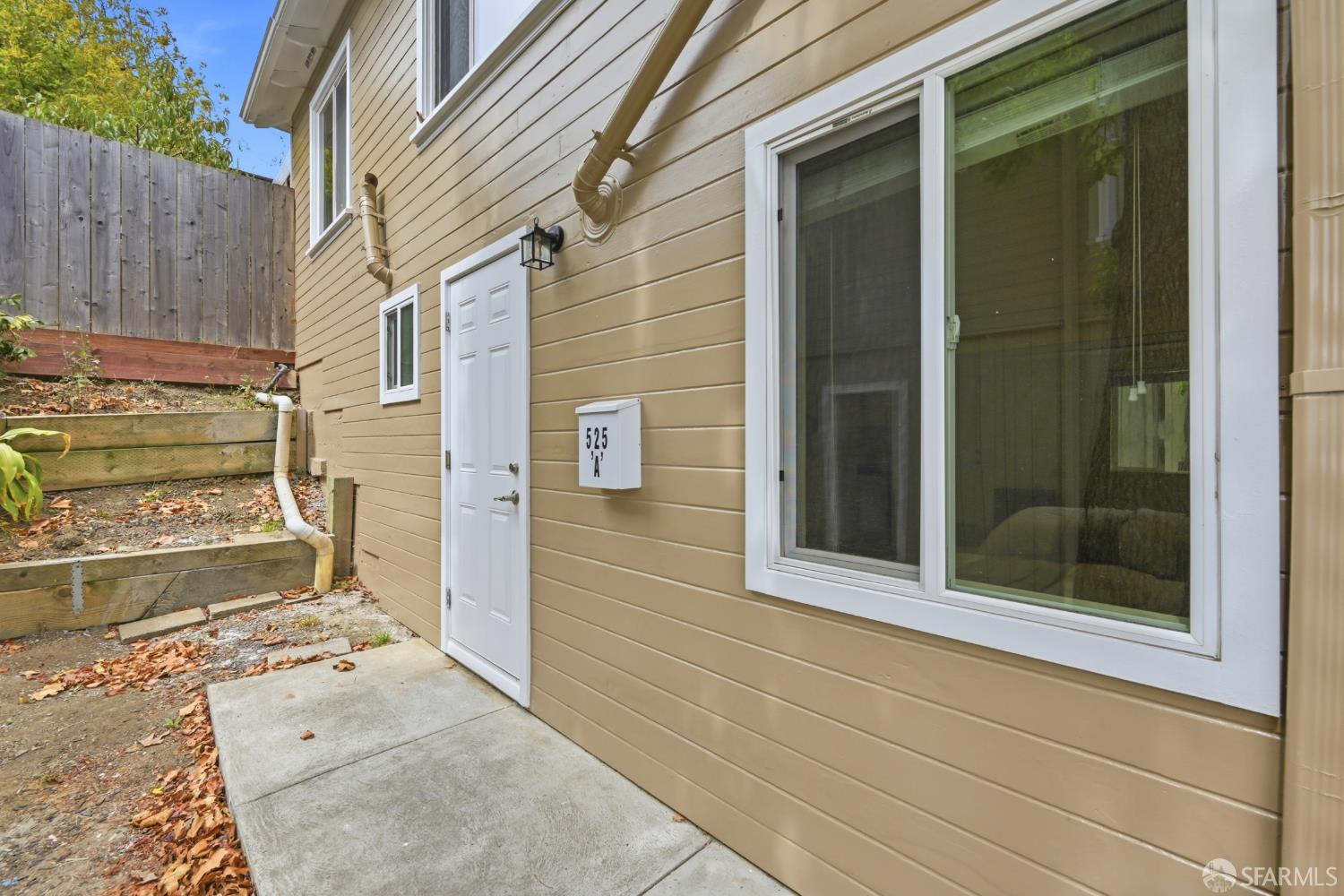 525 Larch Avenue