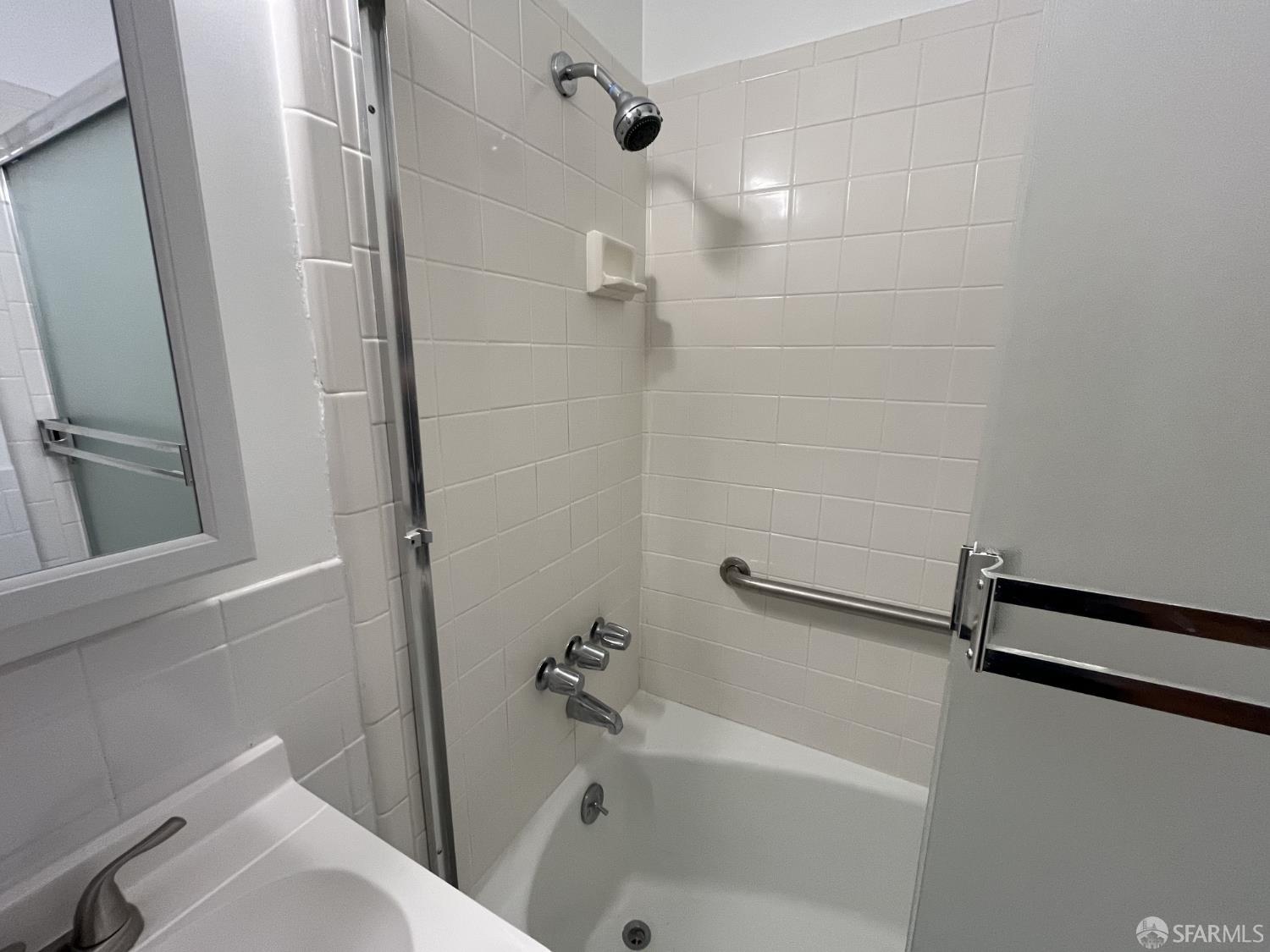 124 Rivoli Street # 2