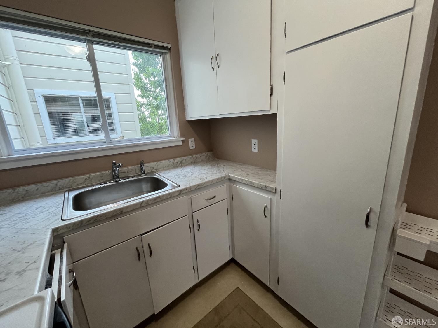 124 Rivoli Street # 2