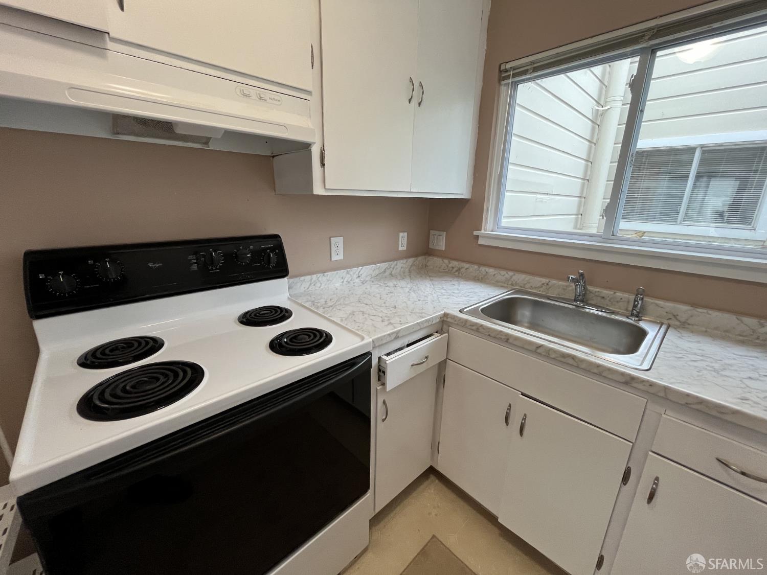 124 Rivoli Street # 2
