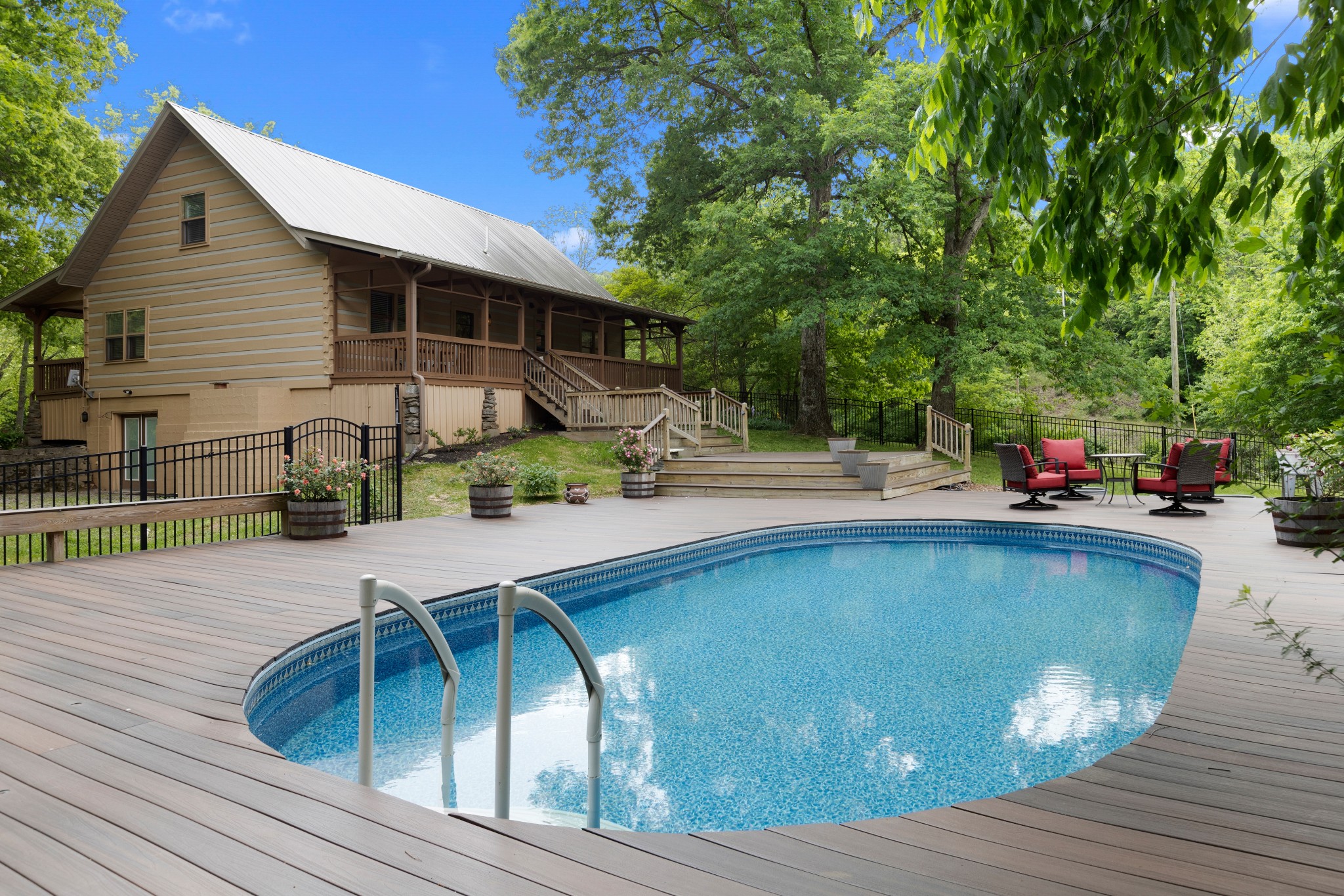 1708 Sugar Ridge Rd