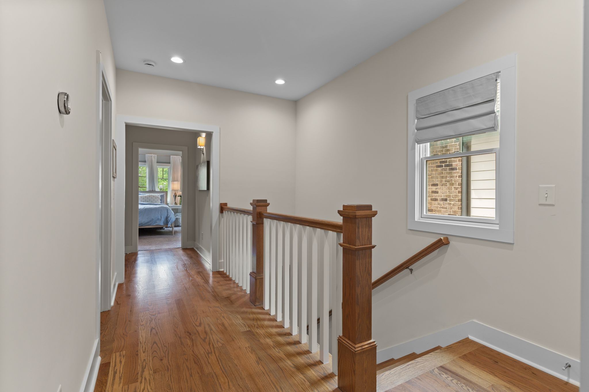 2402 Vaulx Ln