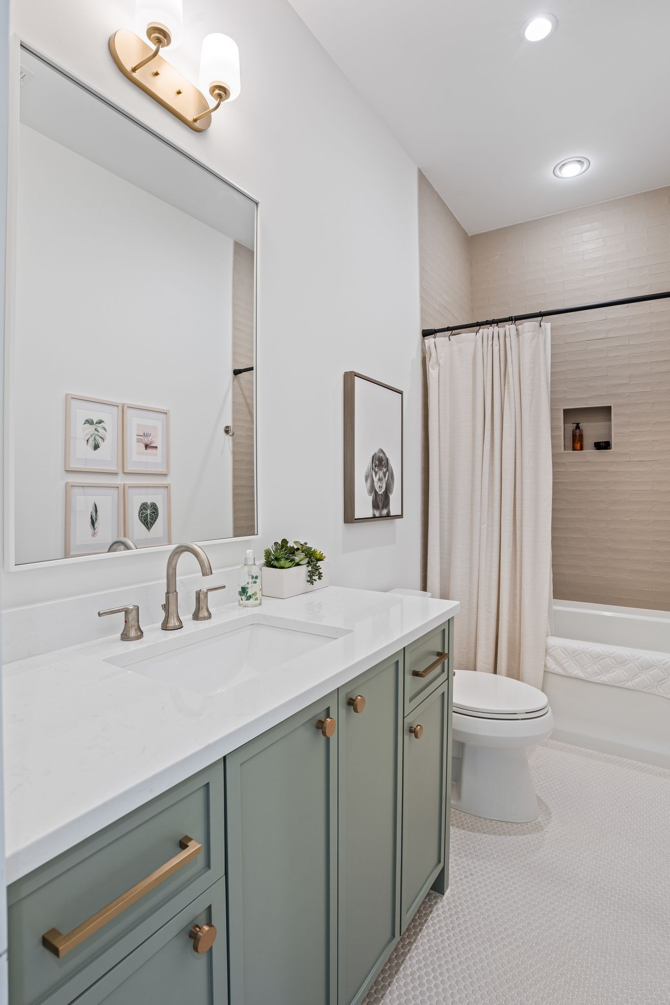 6412A Premier Dr