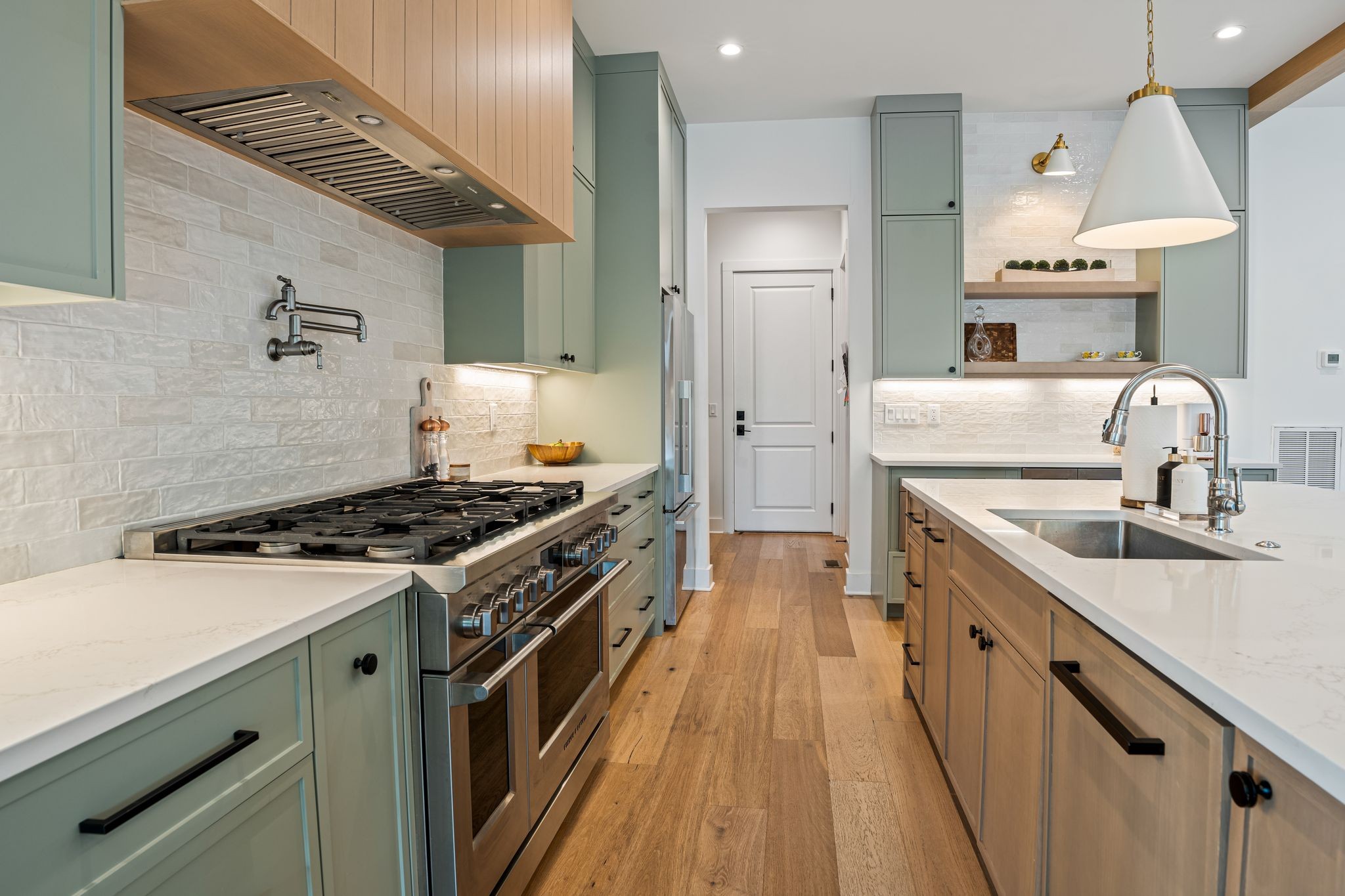 6412A Premier Dr