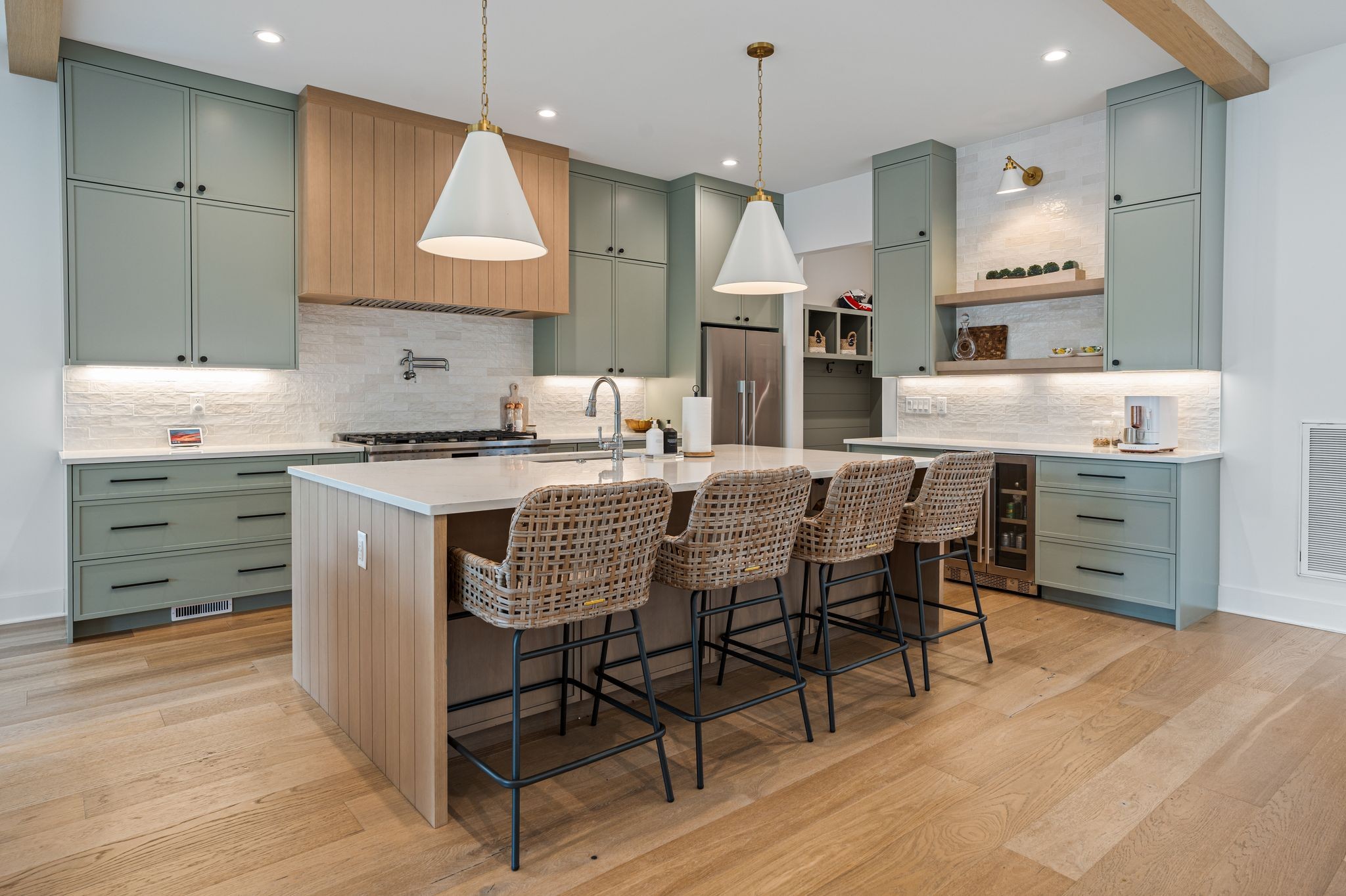 6412A Premier Dr