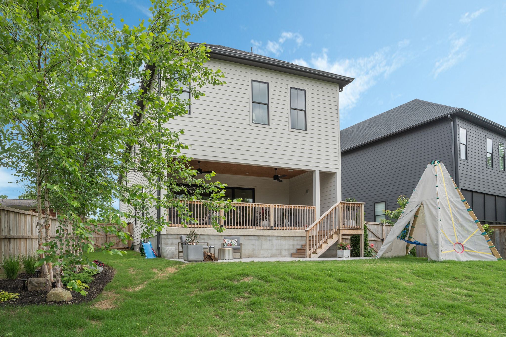 6412A Premier Dr