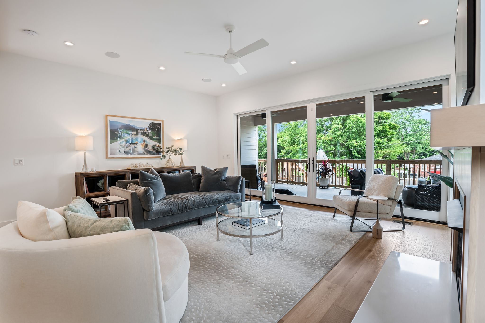 6412A Premier Dr