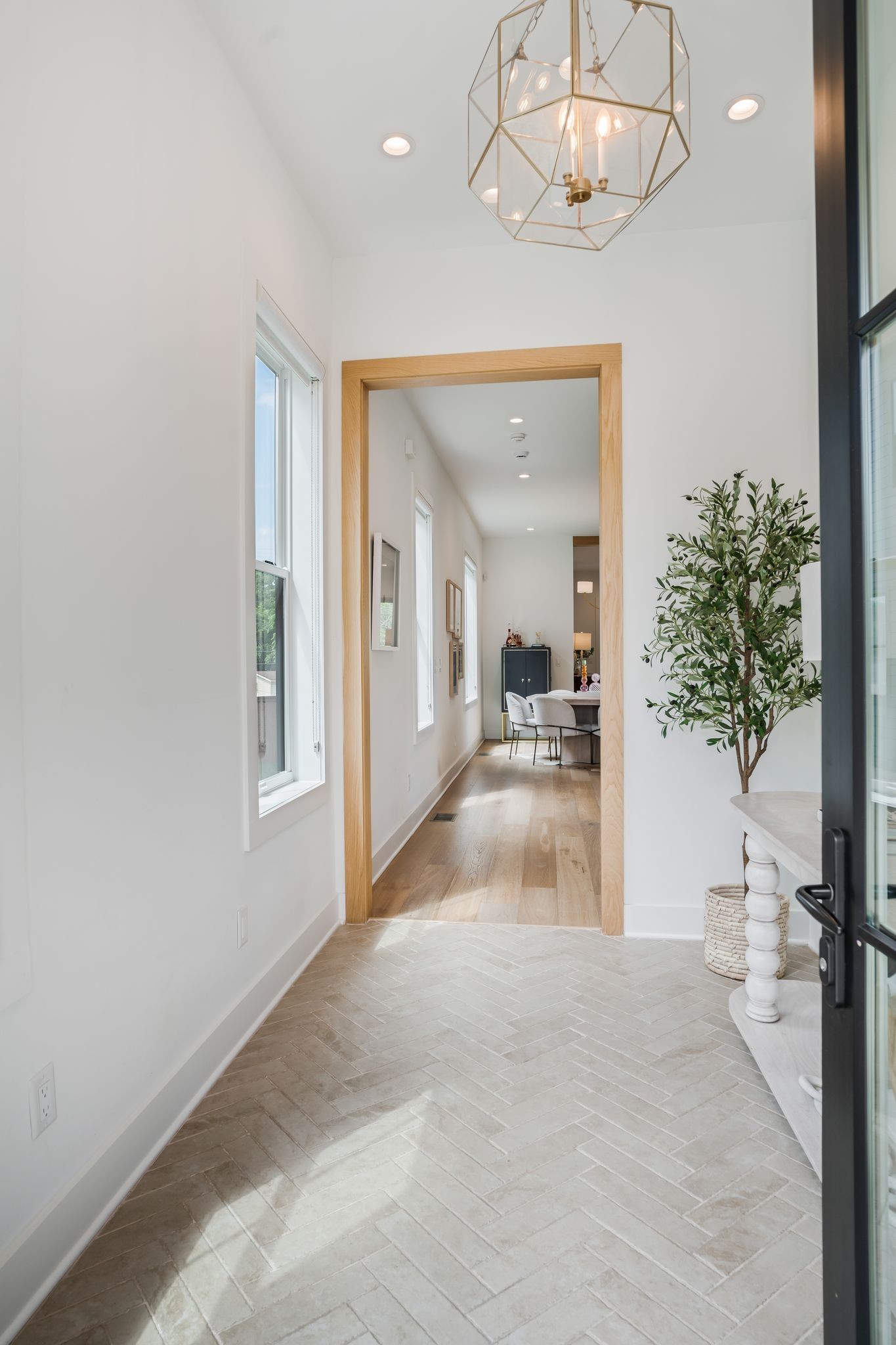 6412A Premier Dr