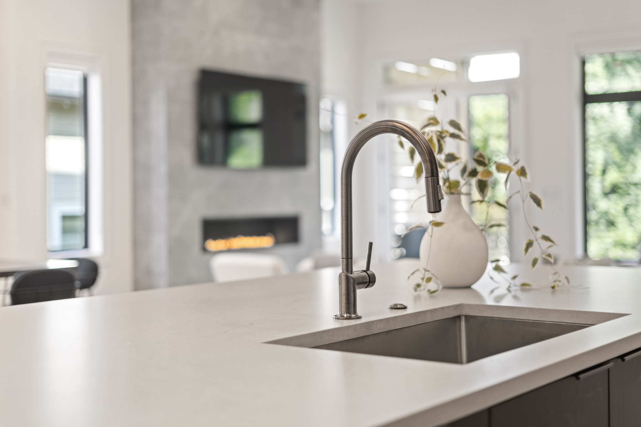 826 Kirkwood Ave Unit: B