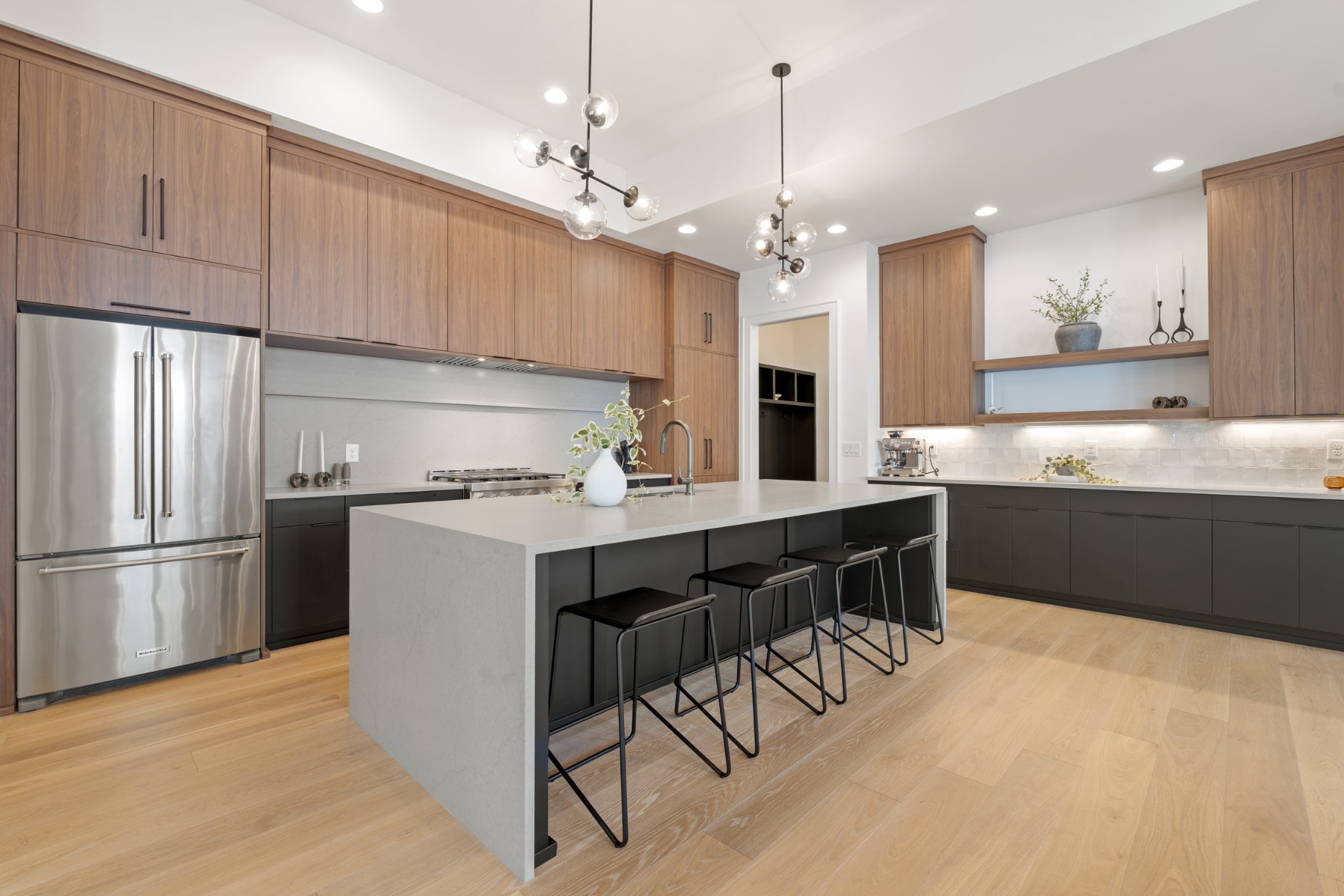 826 Kirkwood Ave Unit: B