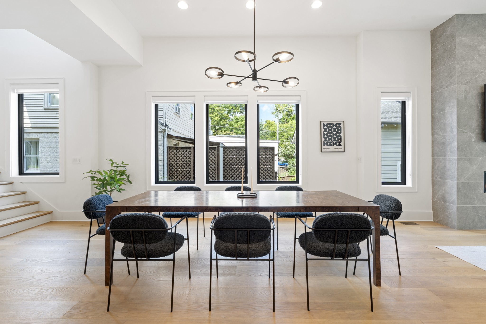 826 Kirkwood Ave Unit: B