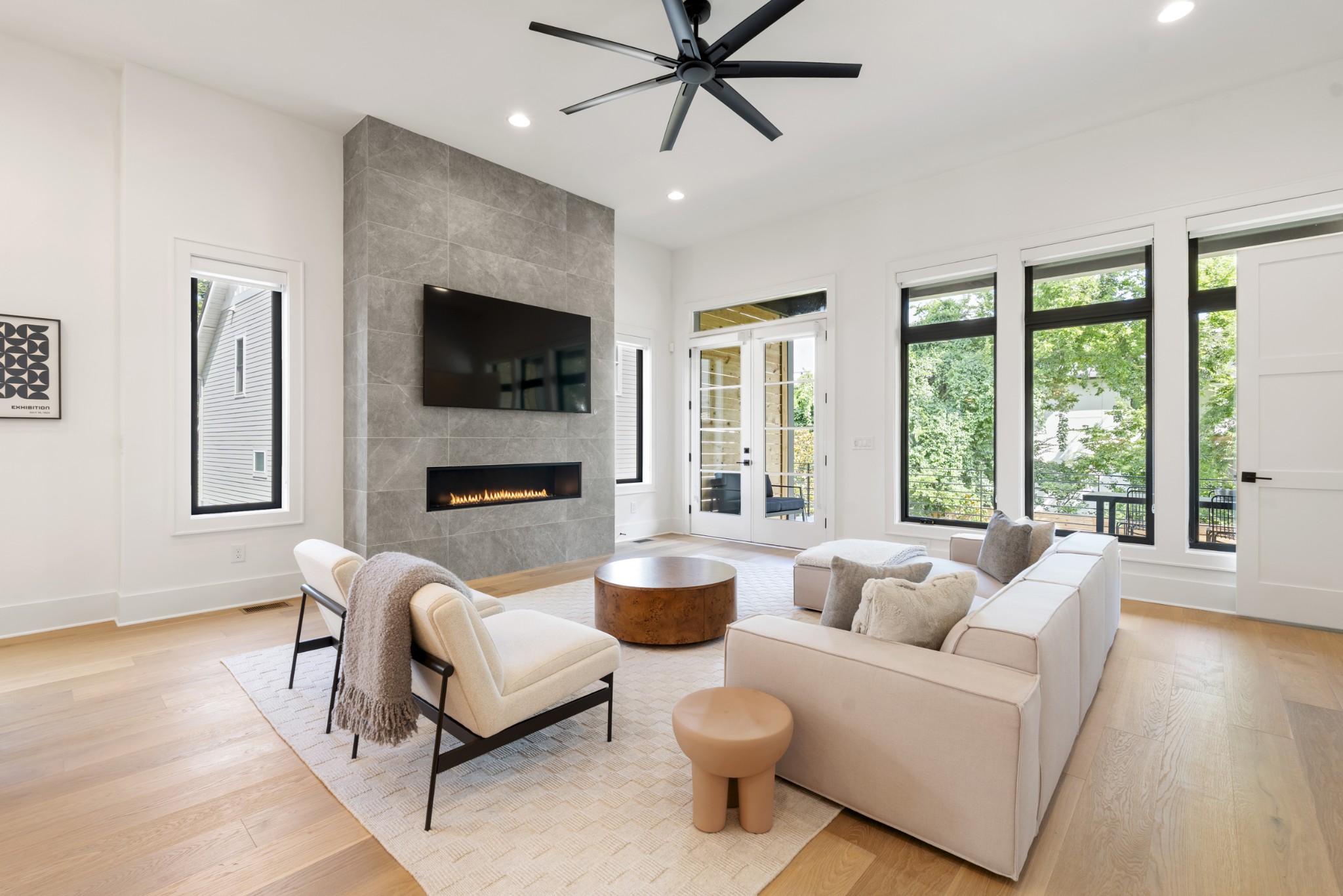 826 Kirkwood Ave Unit: B