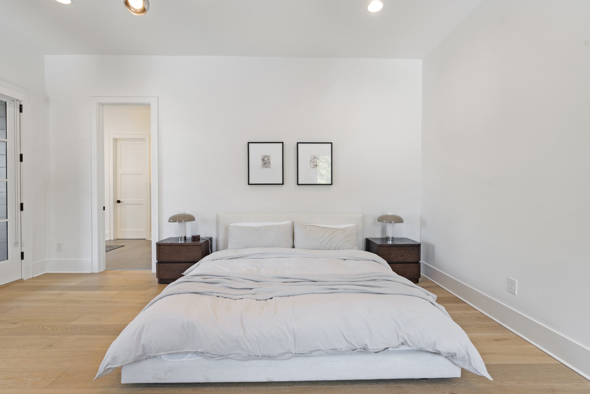 826 Kirkwood Ave Unit: B