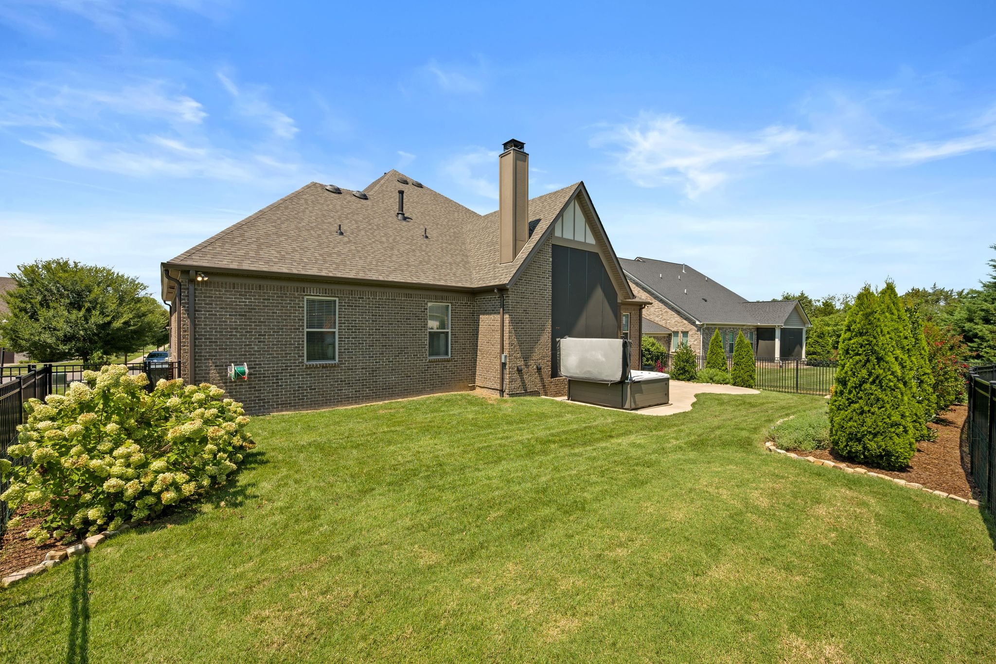 2004 Belsford Dr