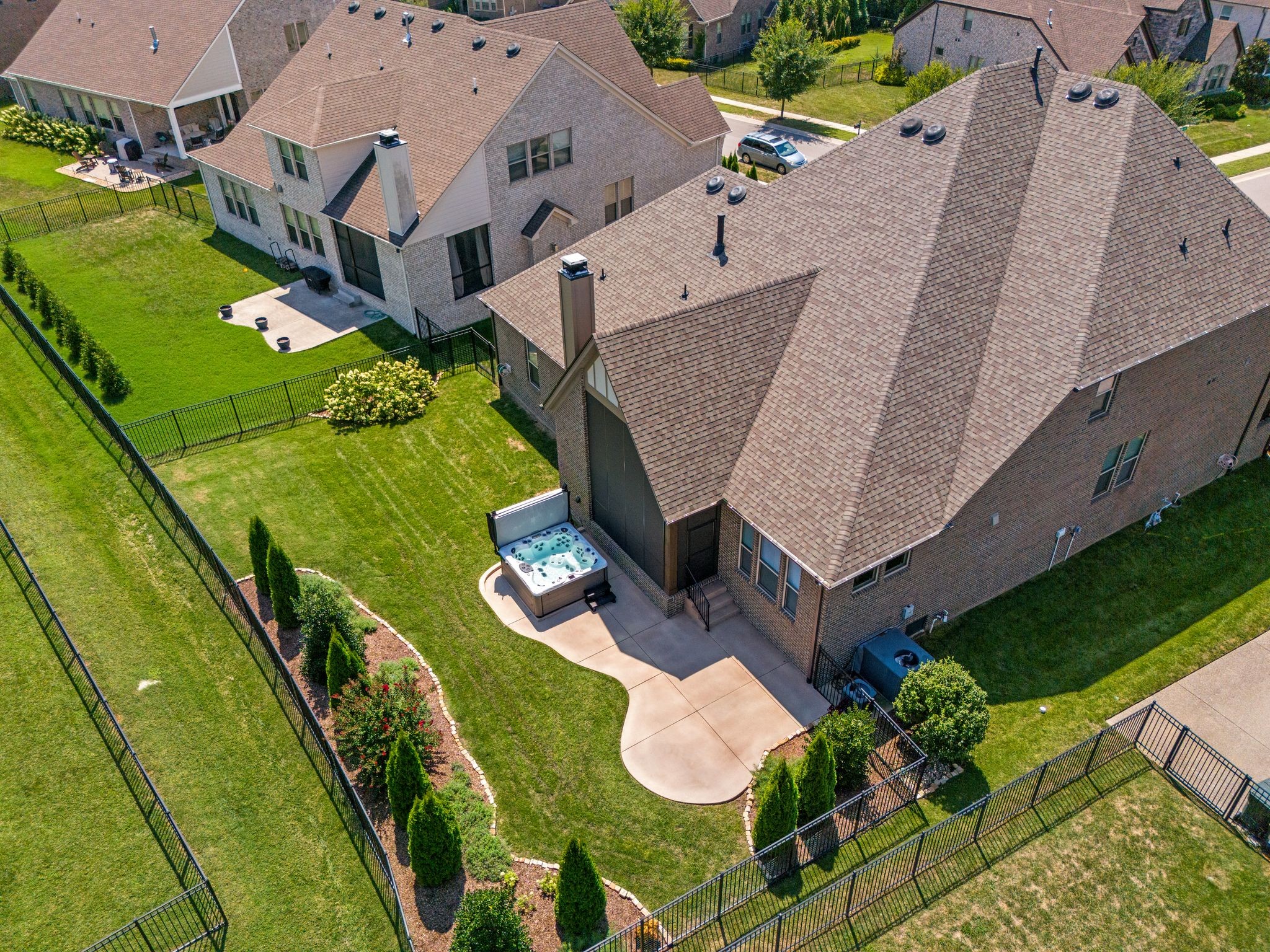 2004 Belsford Dr