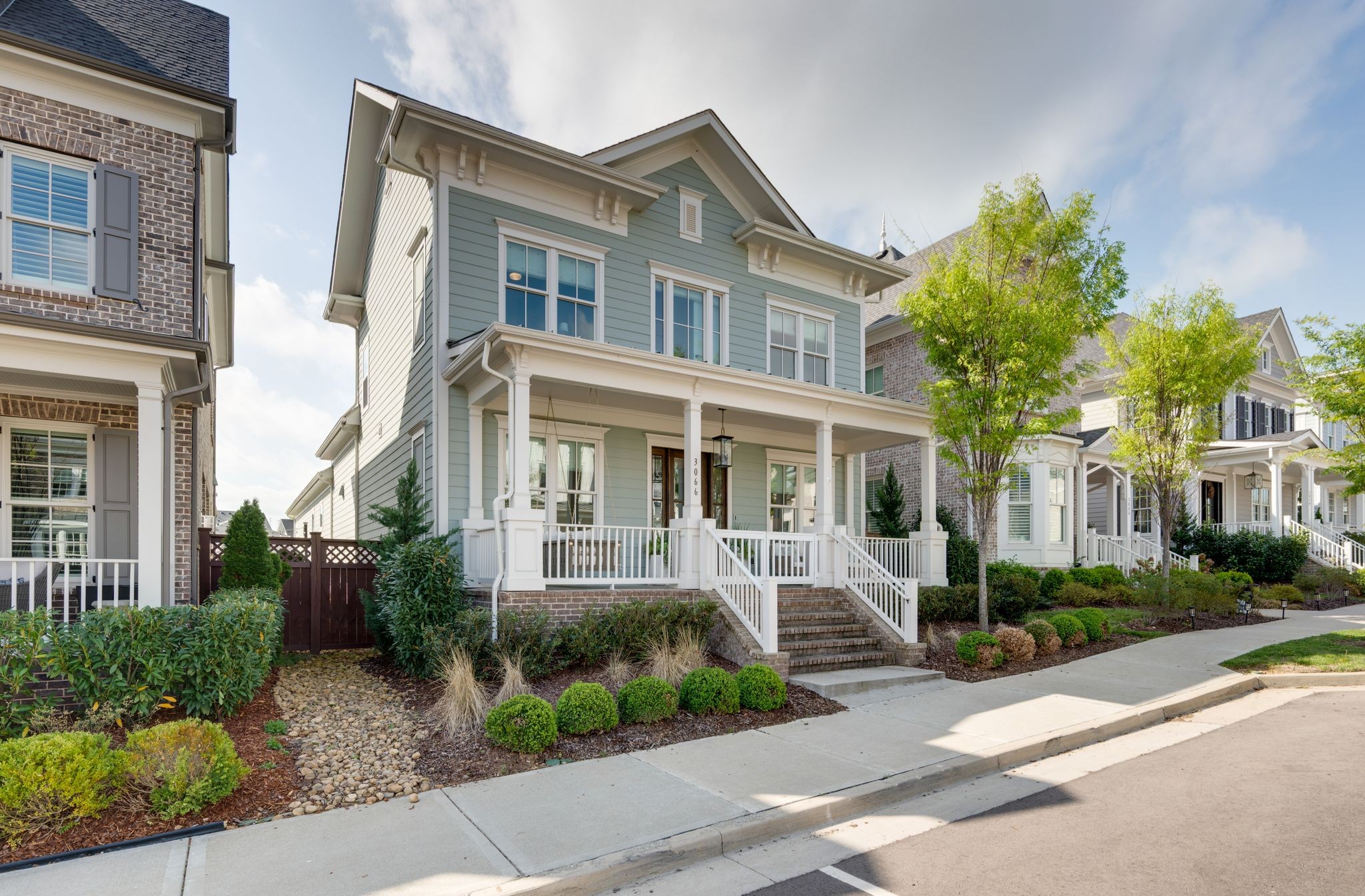 3066 Long Branch Cir
