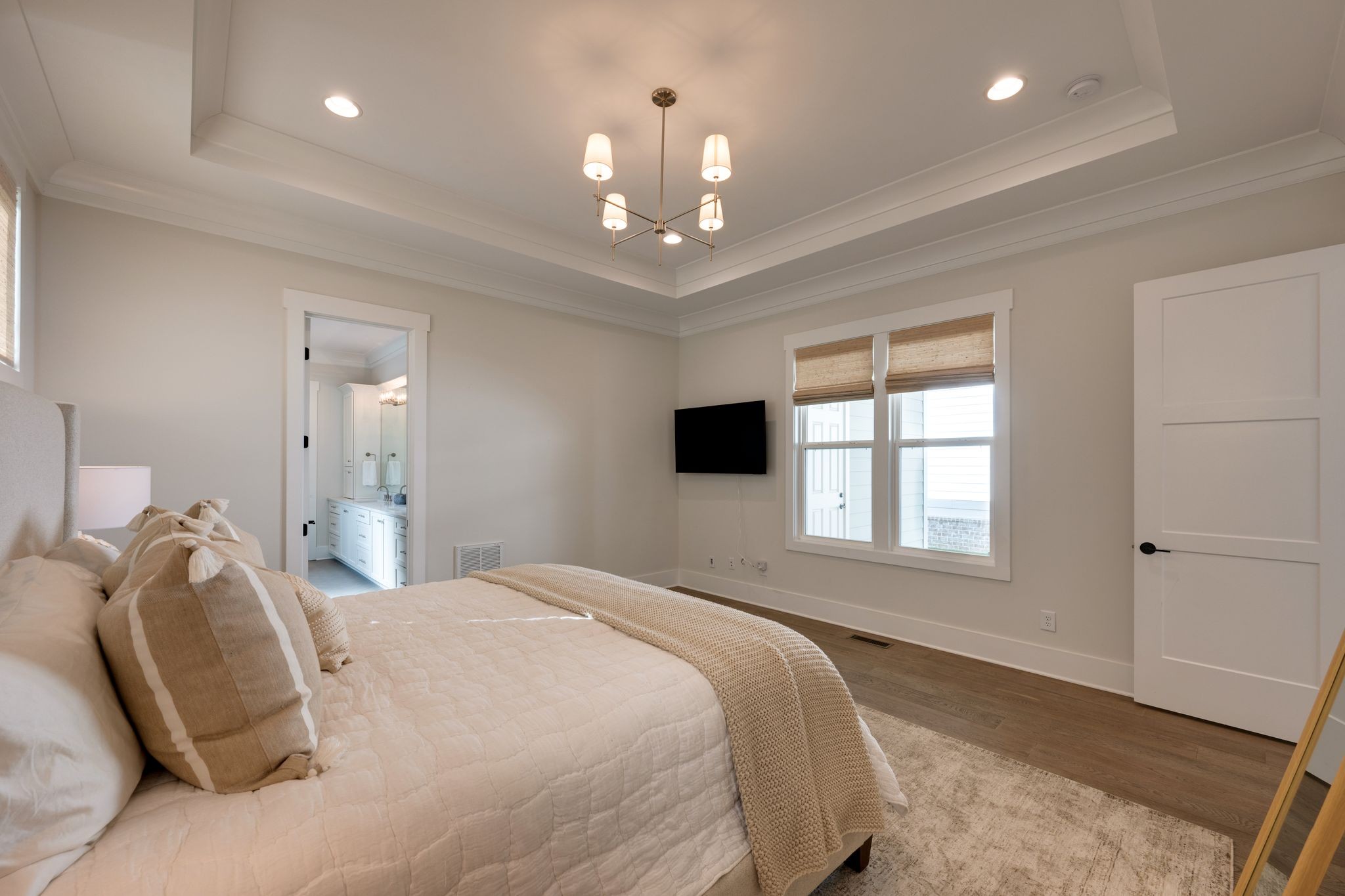 3066 Long Branch Cir