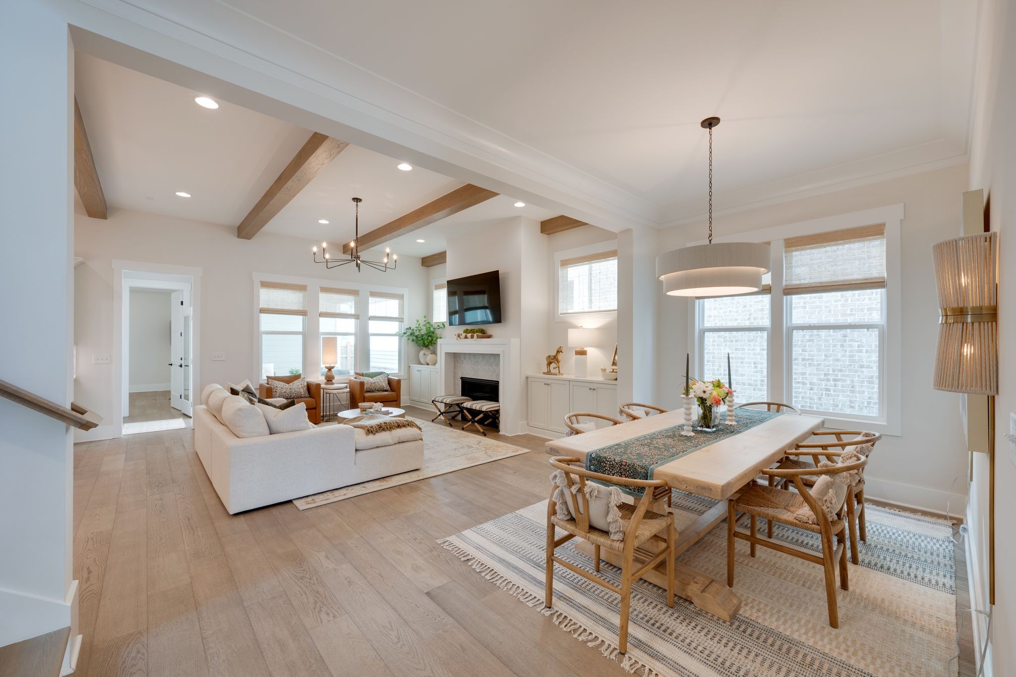 3066 Long Branch Cir