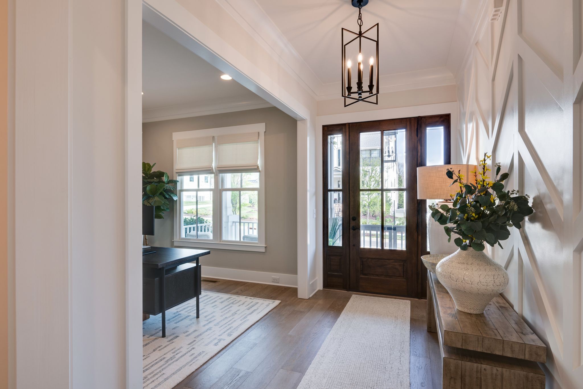 3066 Long Branch Cir