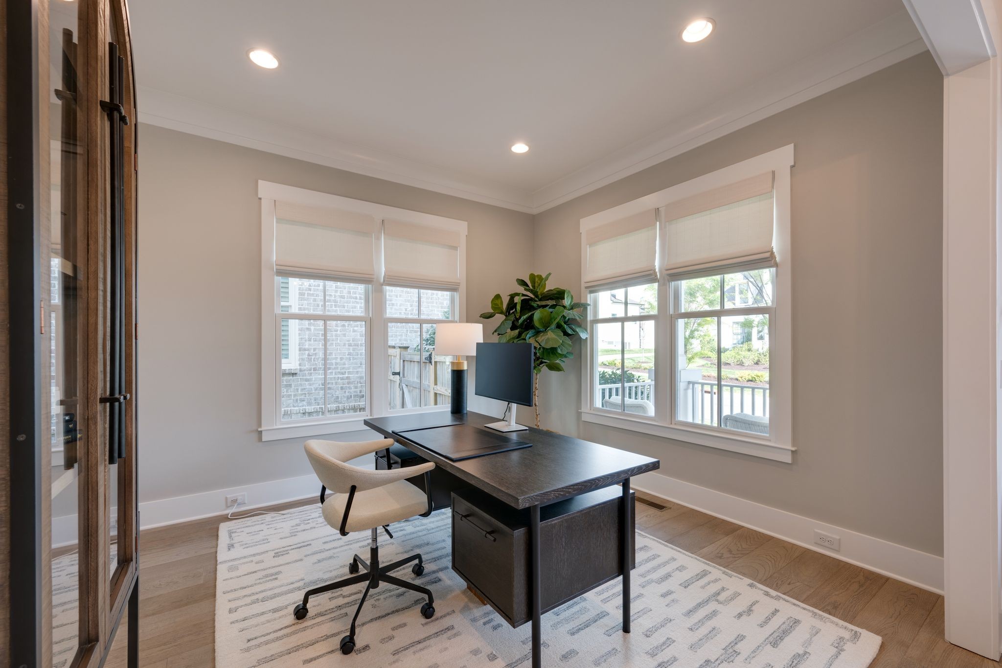 3066 Long Branch Cir