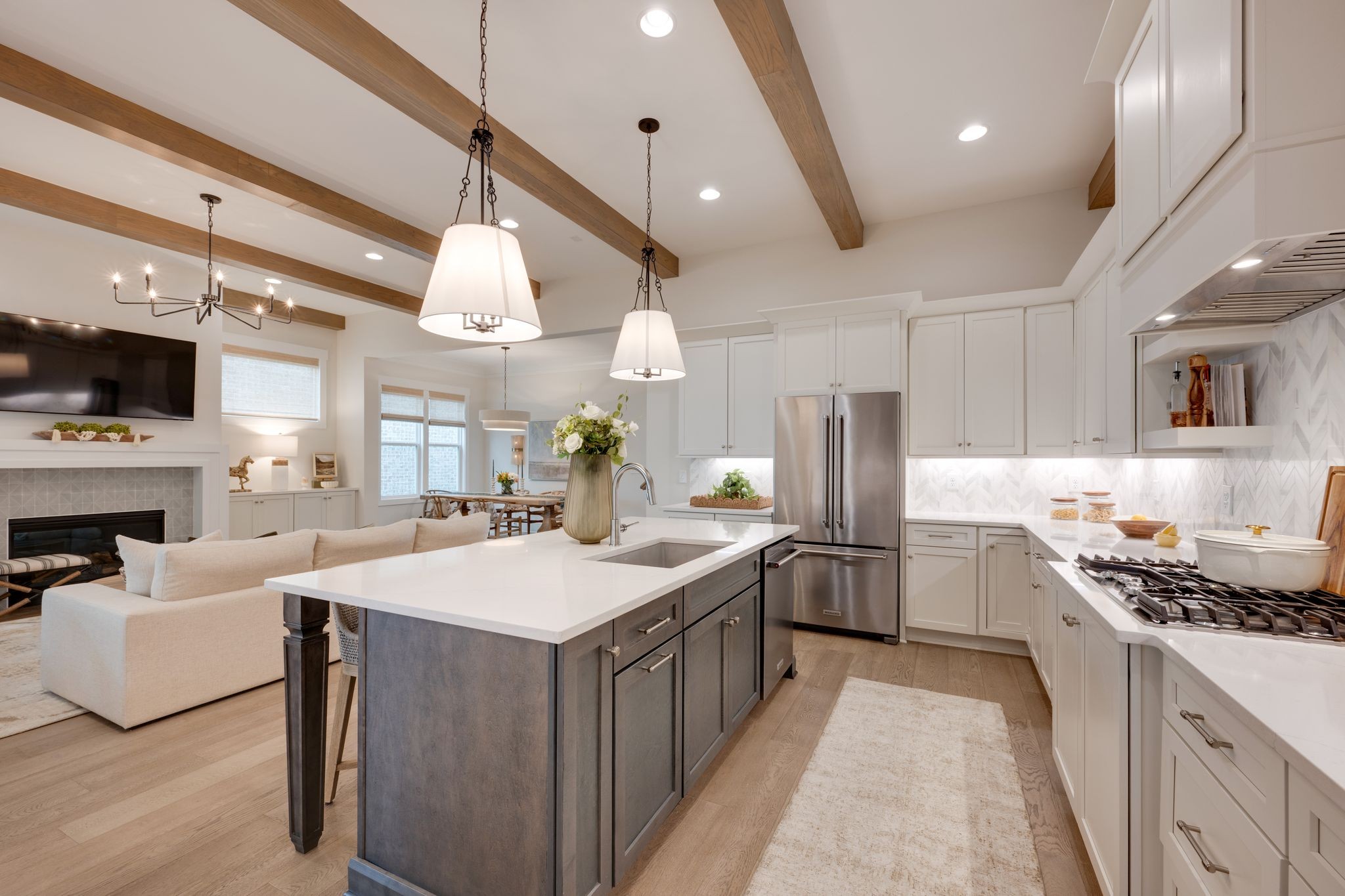 3066 Long Branch Cir