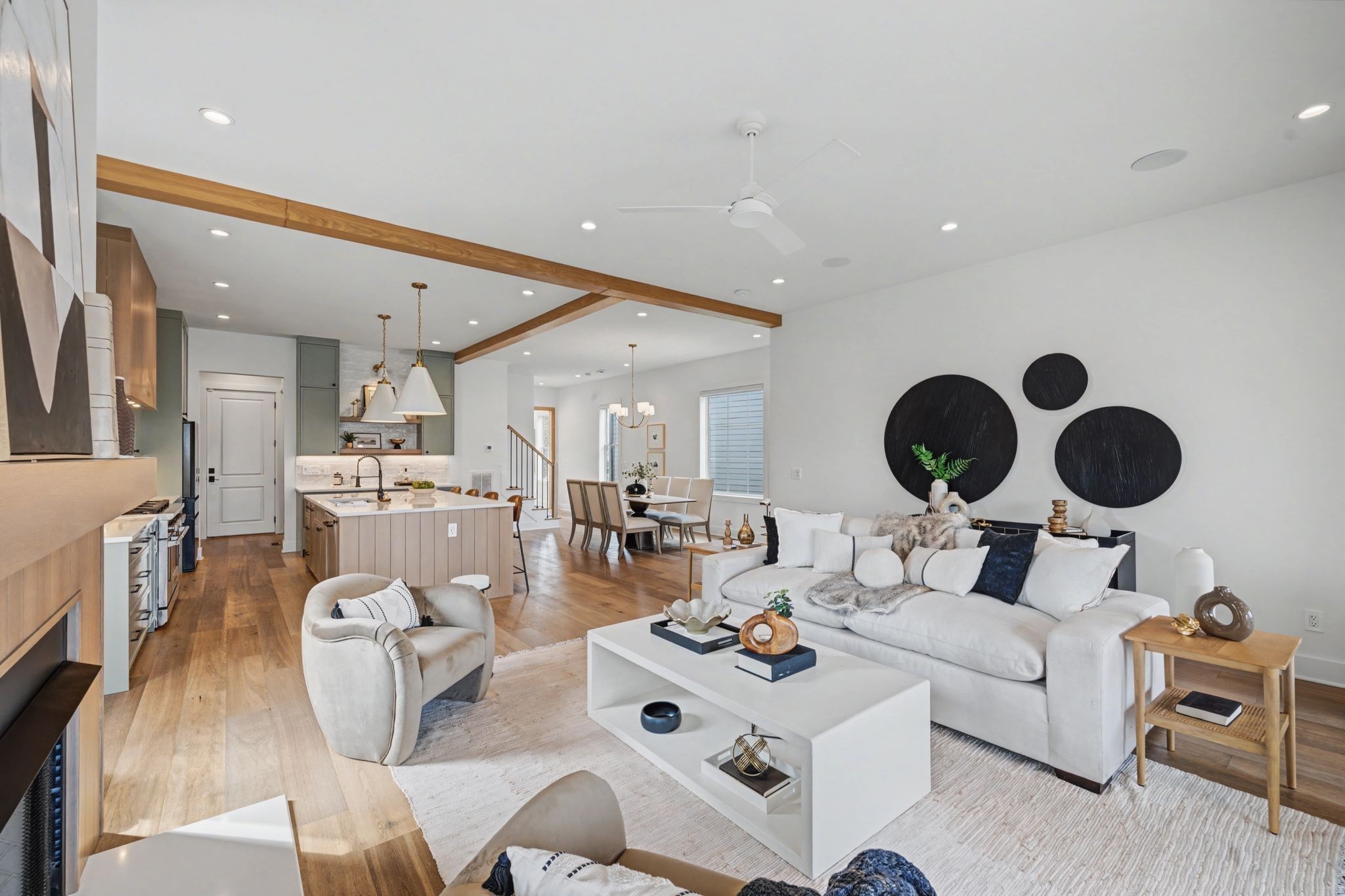 6412A Premier Dr
