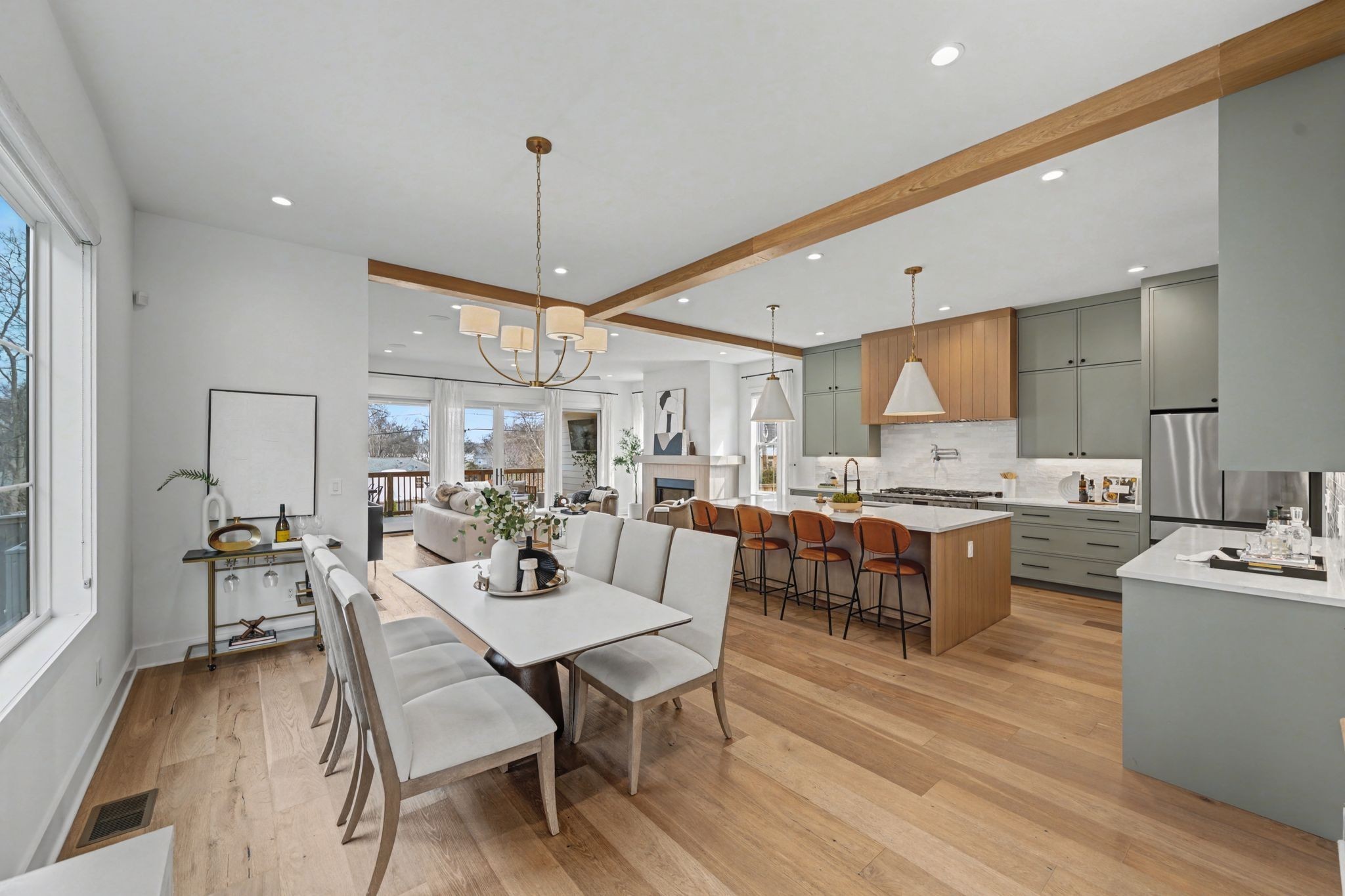 6412A Premier Dr