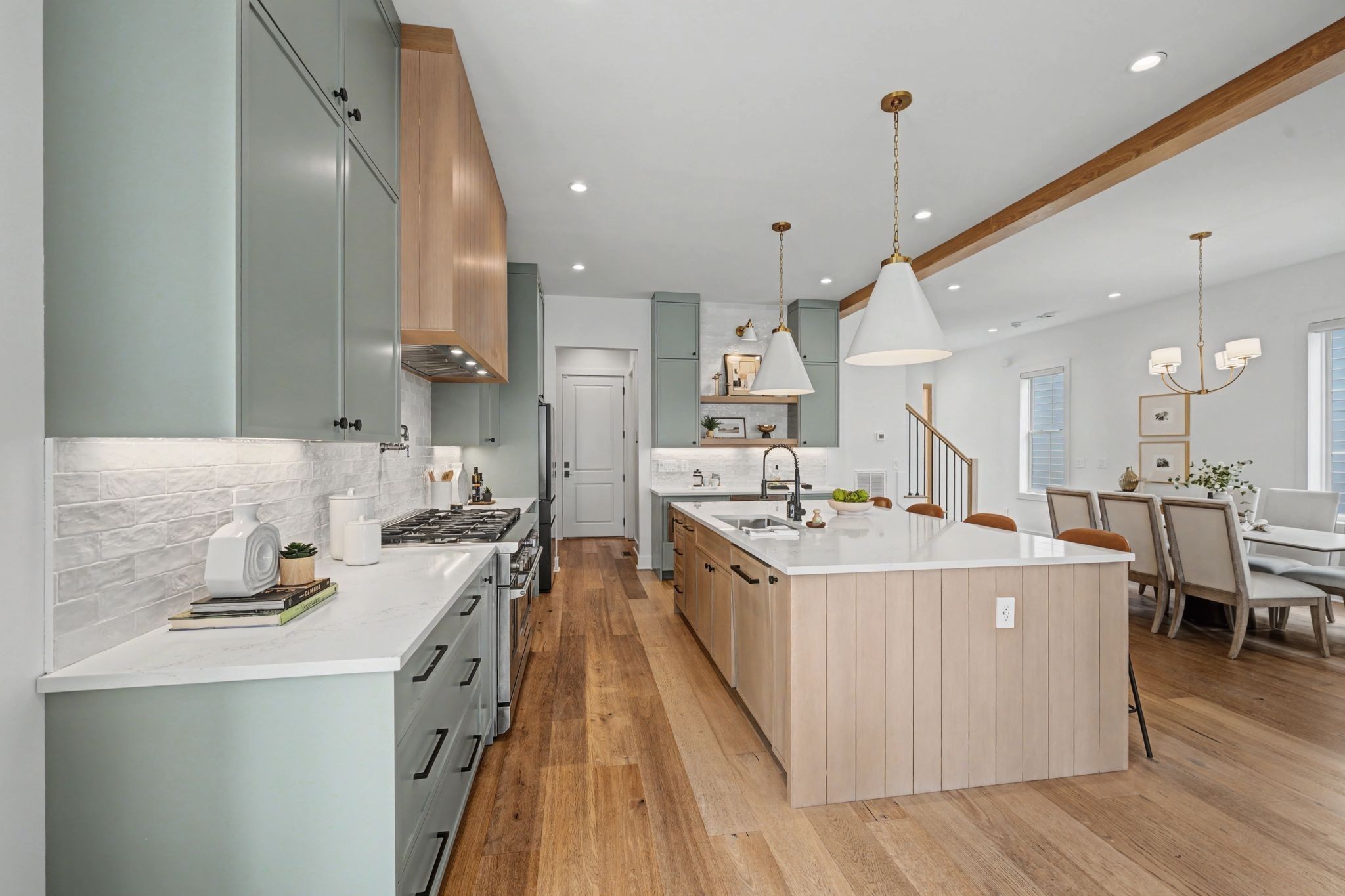 6412A Premier Dr