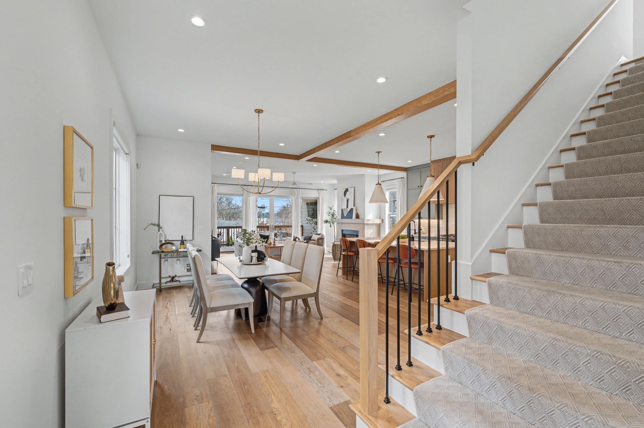 6412A Premier Dr