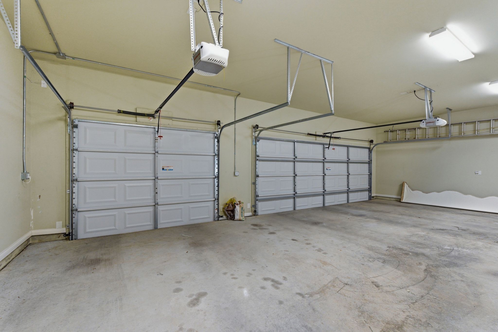1702 Championship Blvd