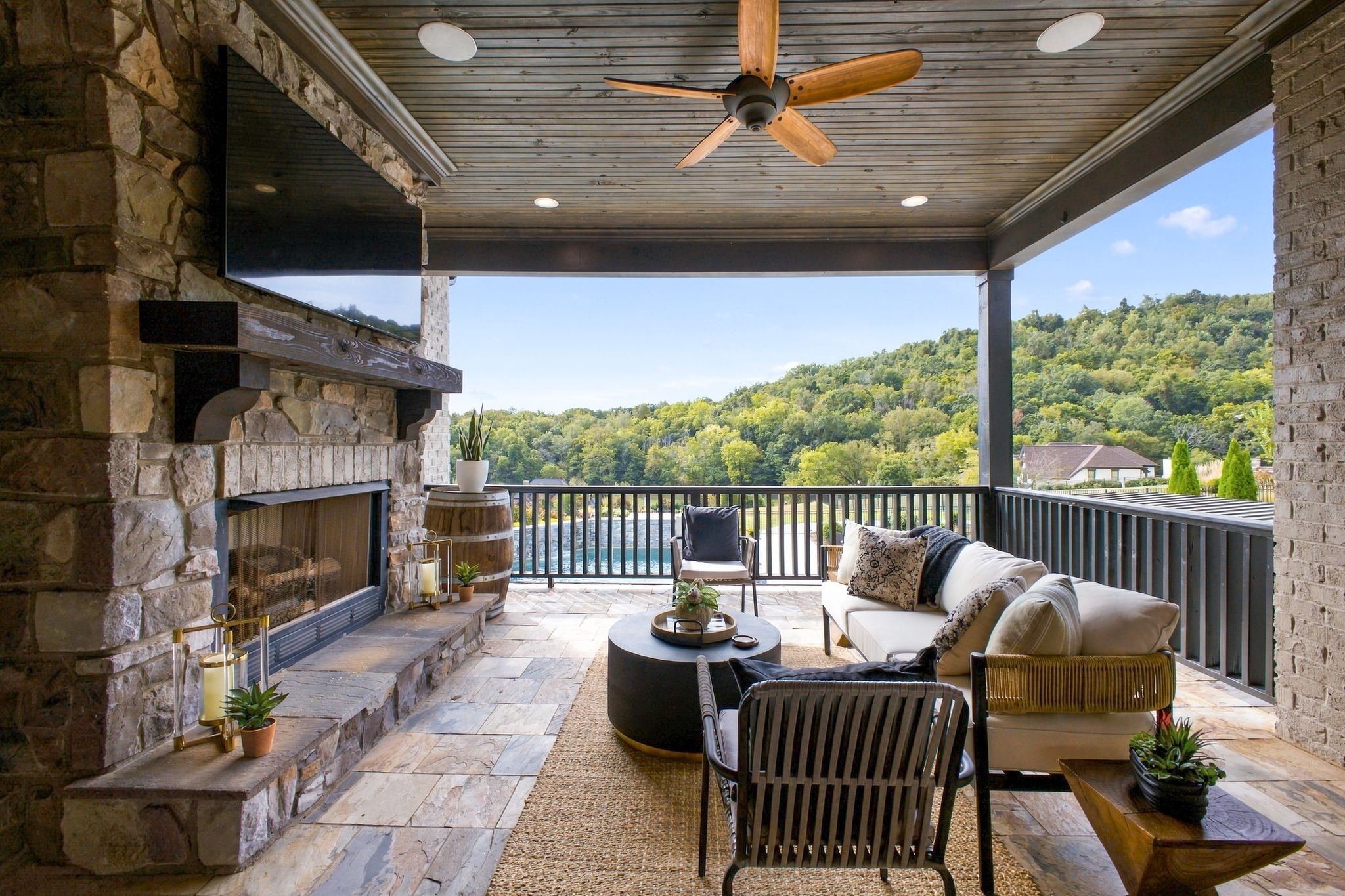 4436 Ivan Creek Dr