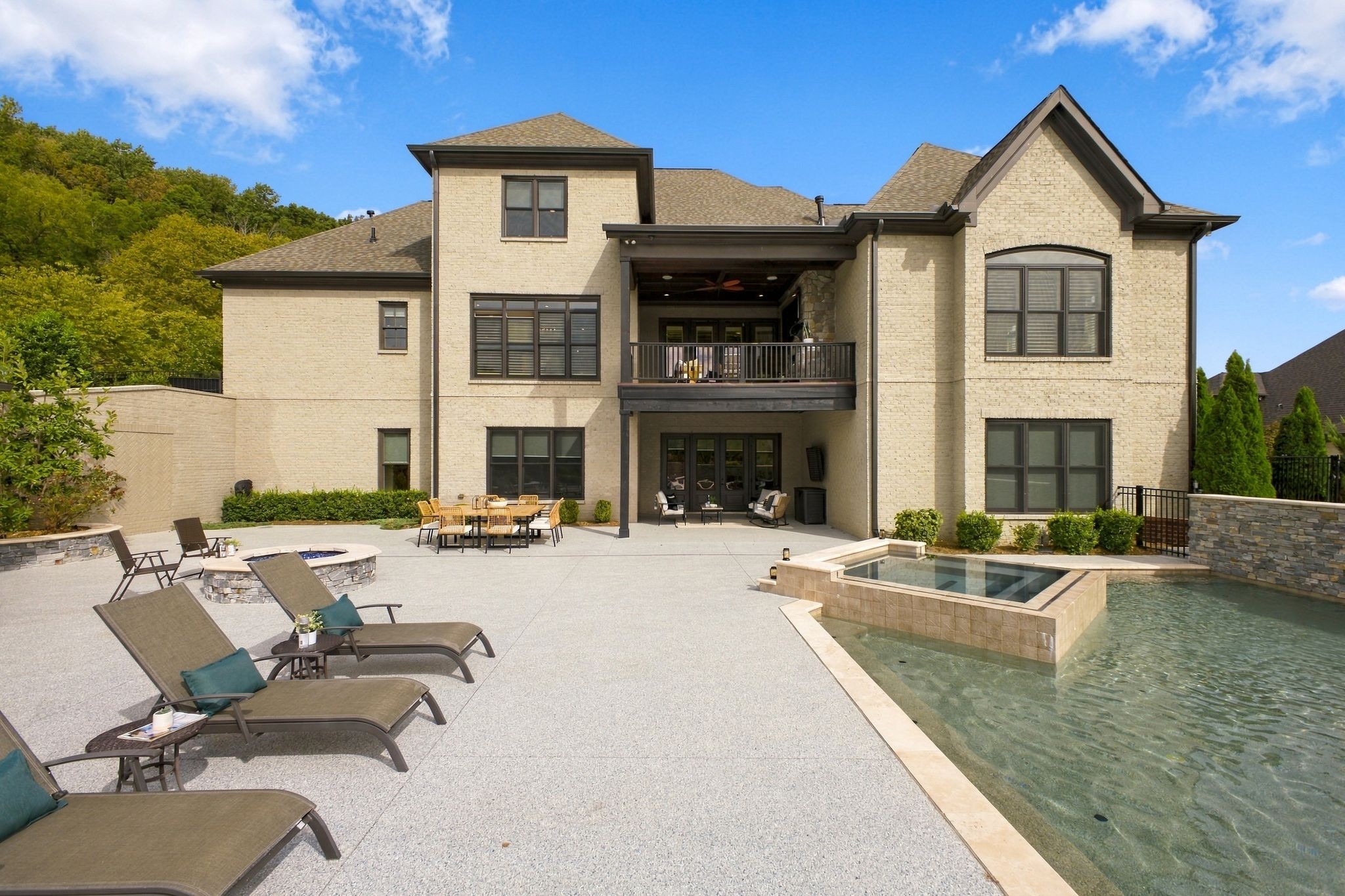 4436 Ivan Creek Dr