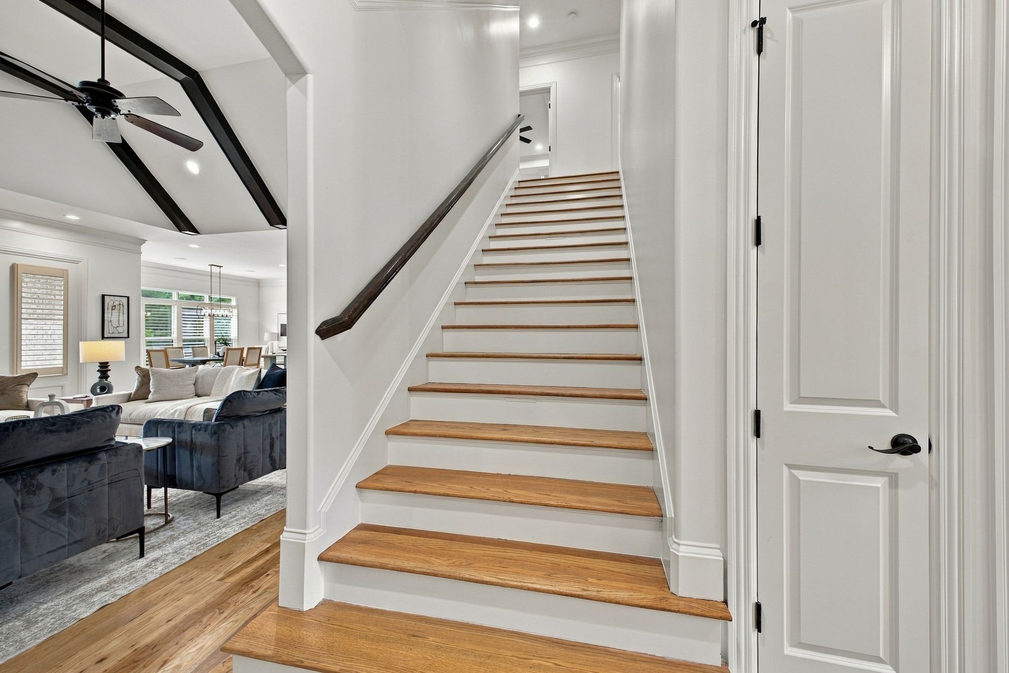 4436 Ivan Creek Dr