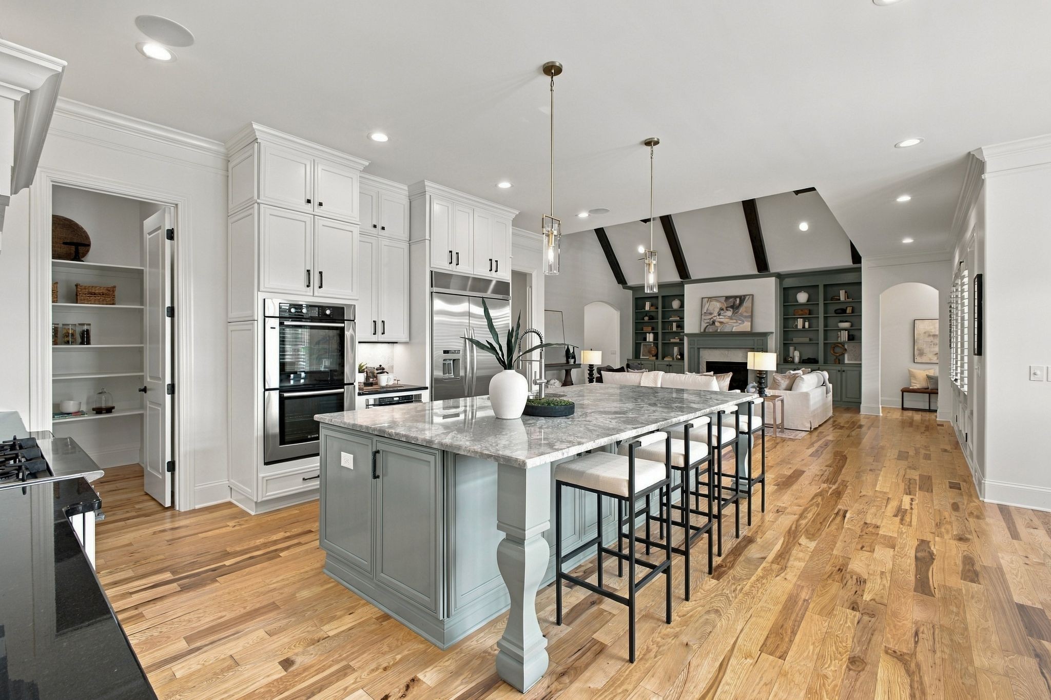 4436 Ivan Creek Dr