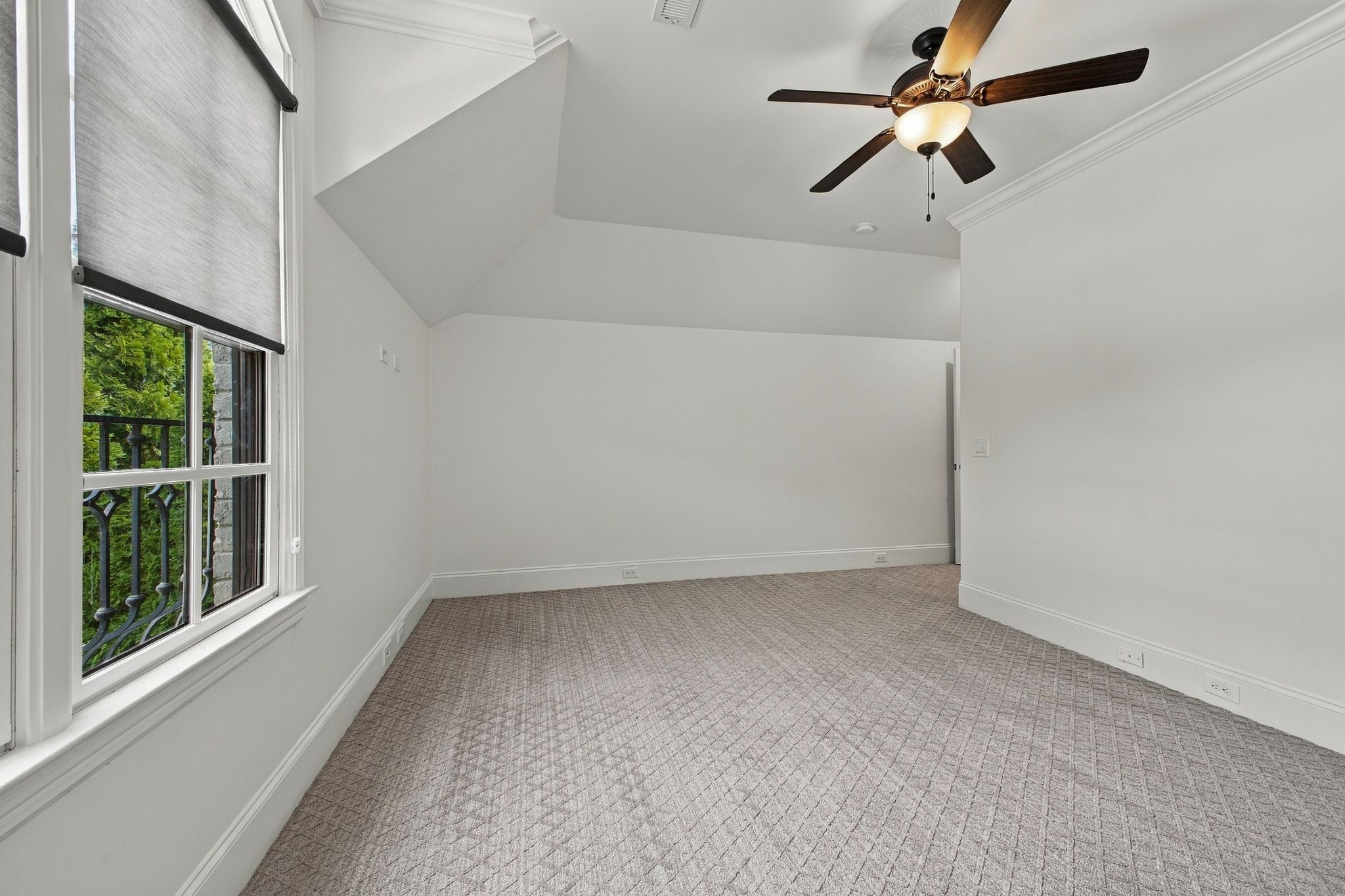 4436 Ivan Creek Dr