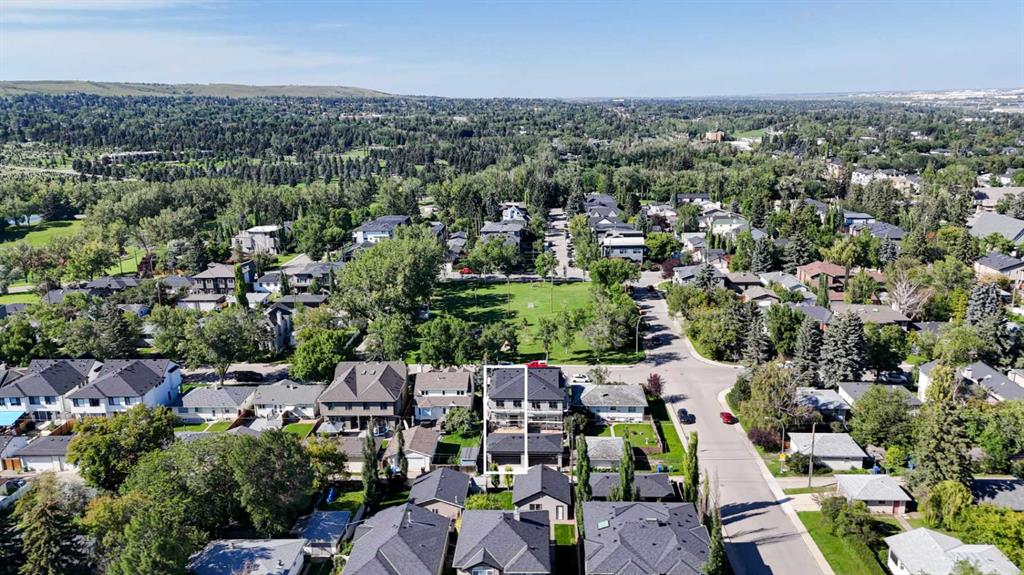 607 29 Avenue NW