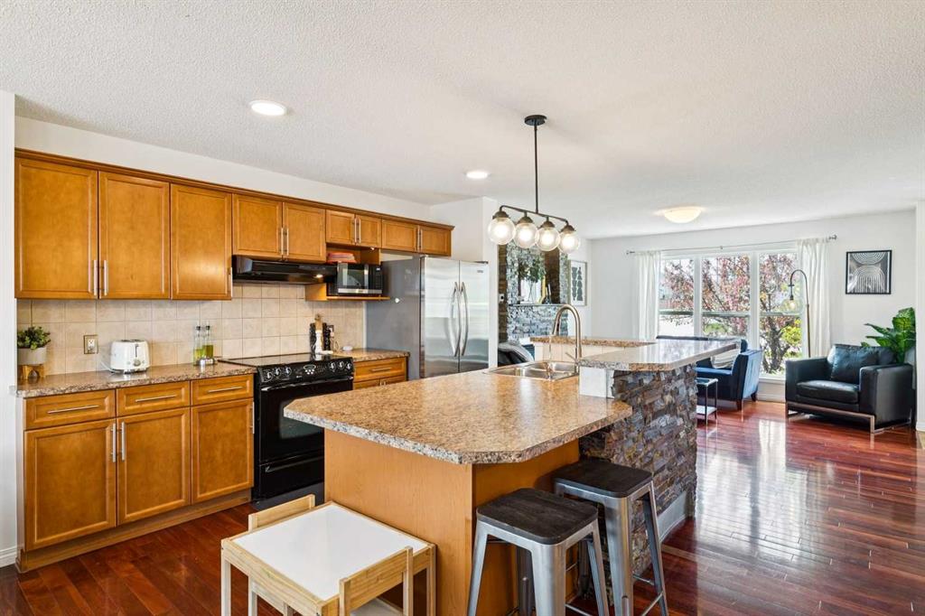 411 Silverado Drive SW