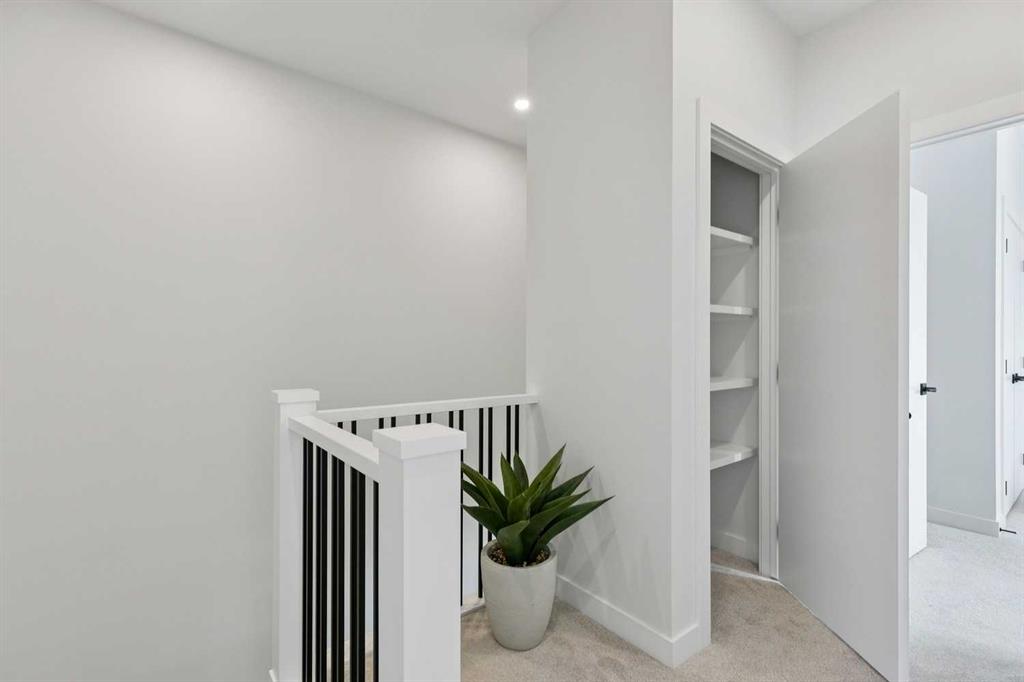 440 32 Avenue NW Unit: 3