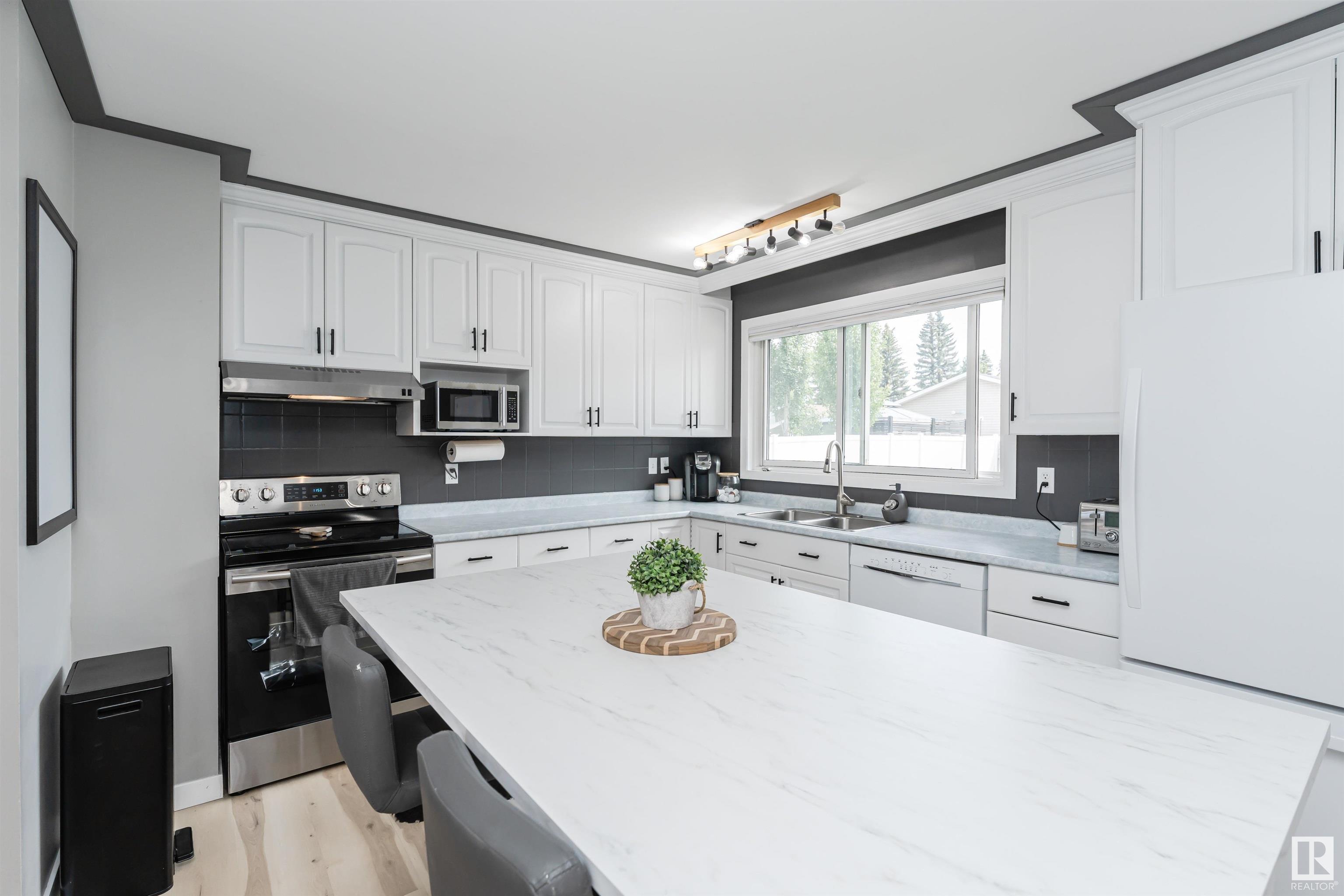 64 WILSON CR